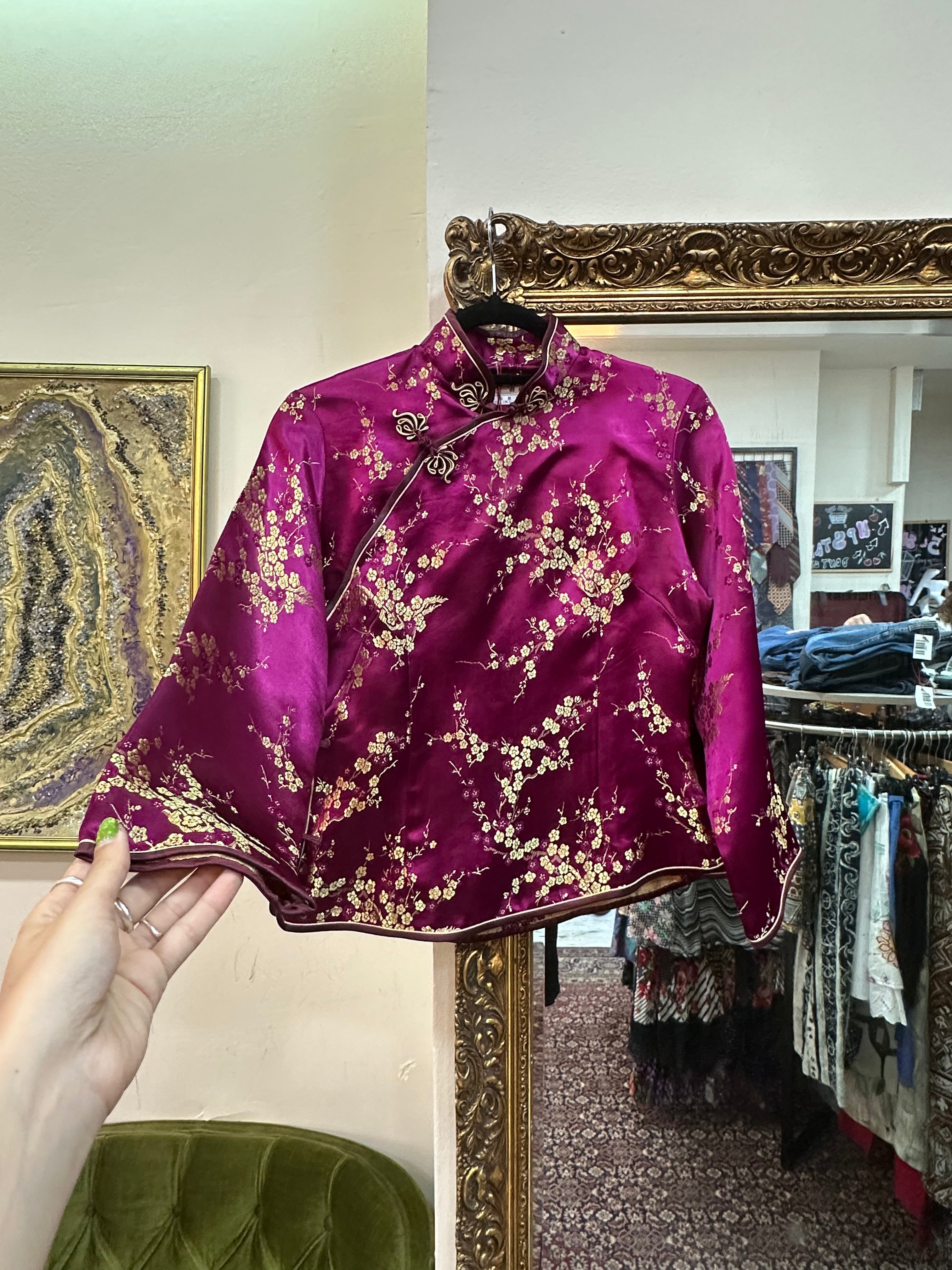 Stunning silk long sleeve purple qipao top
