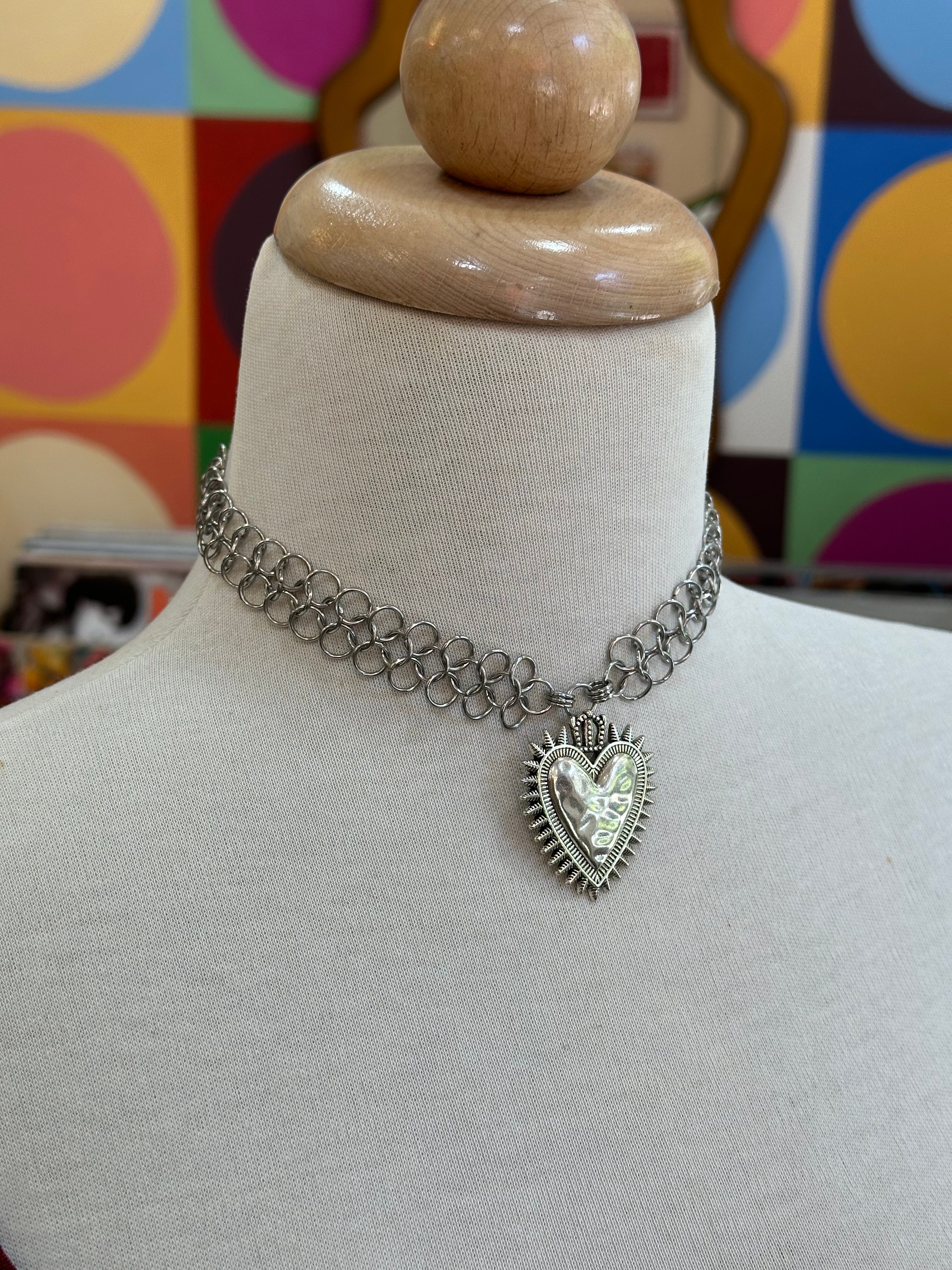 Sugarblaze heart chocker