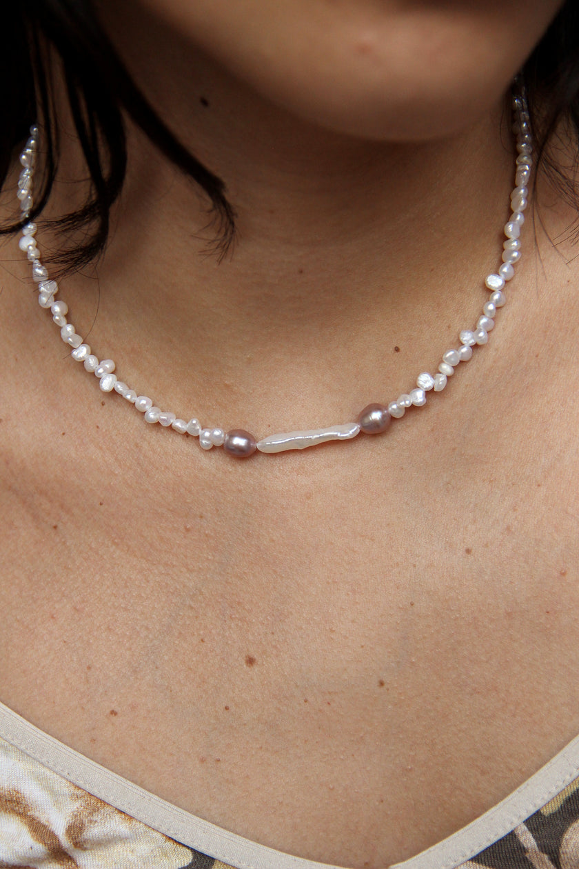 Handmade natural freshwater pearl necklace
