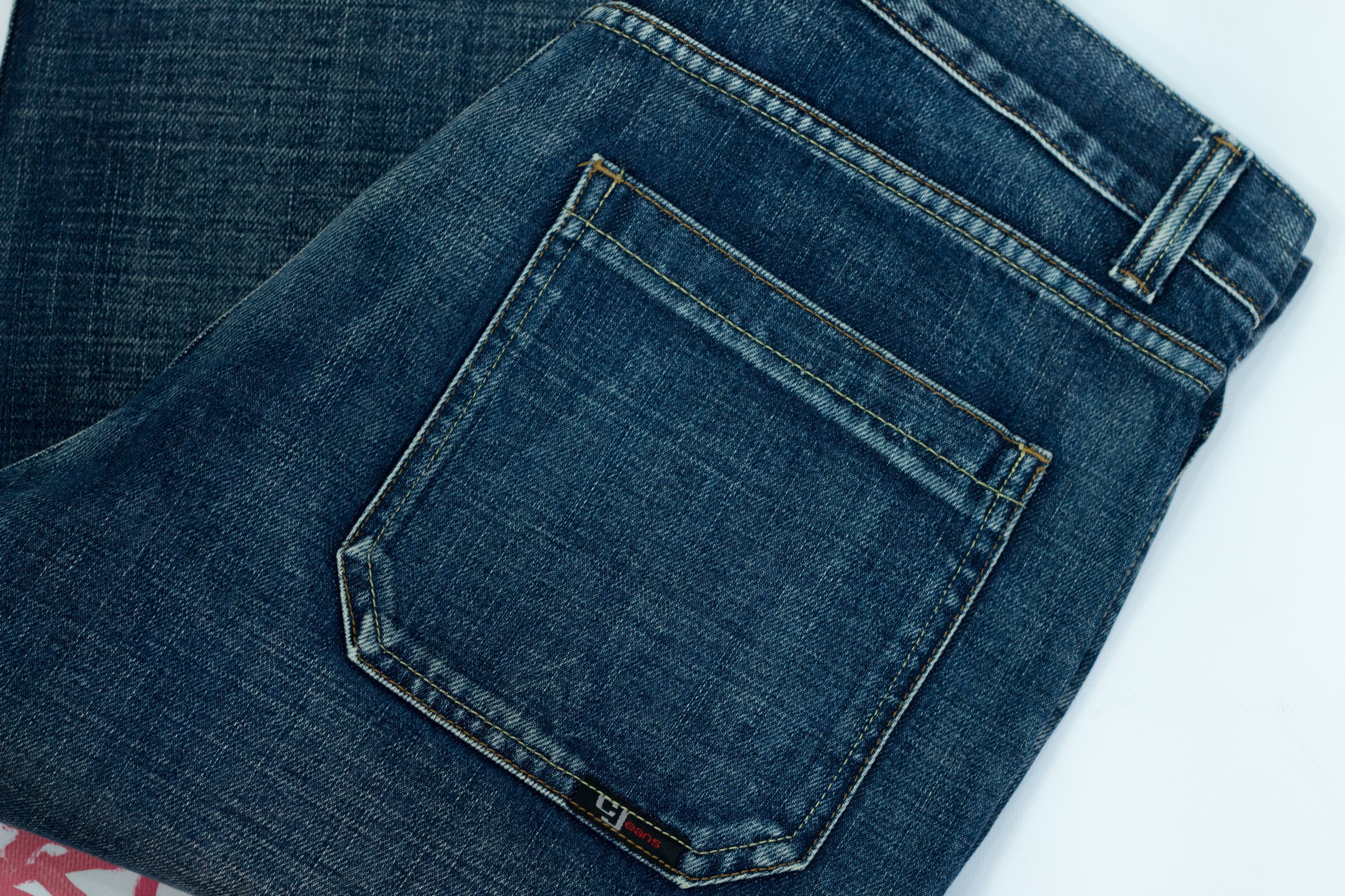 Super cute Y2K jeans