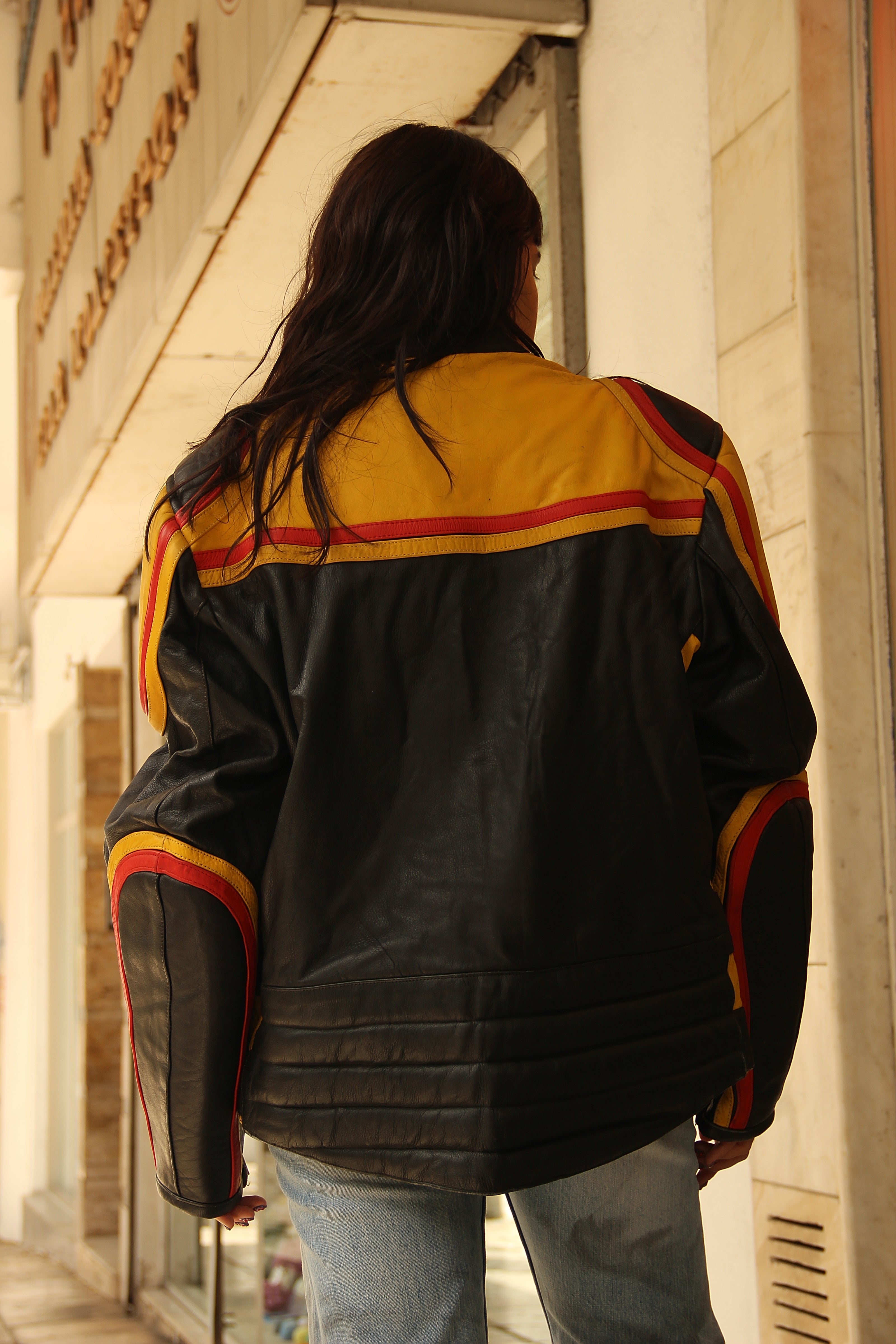 Vintage Men’s genuine leather motorcycle jacket (L)