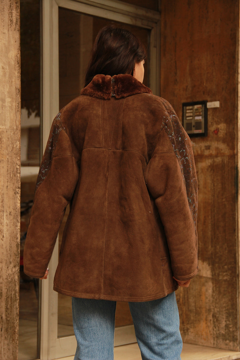 Vintage gorgeous shearling coat (XL)