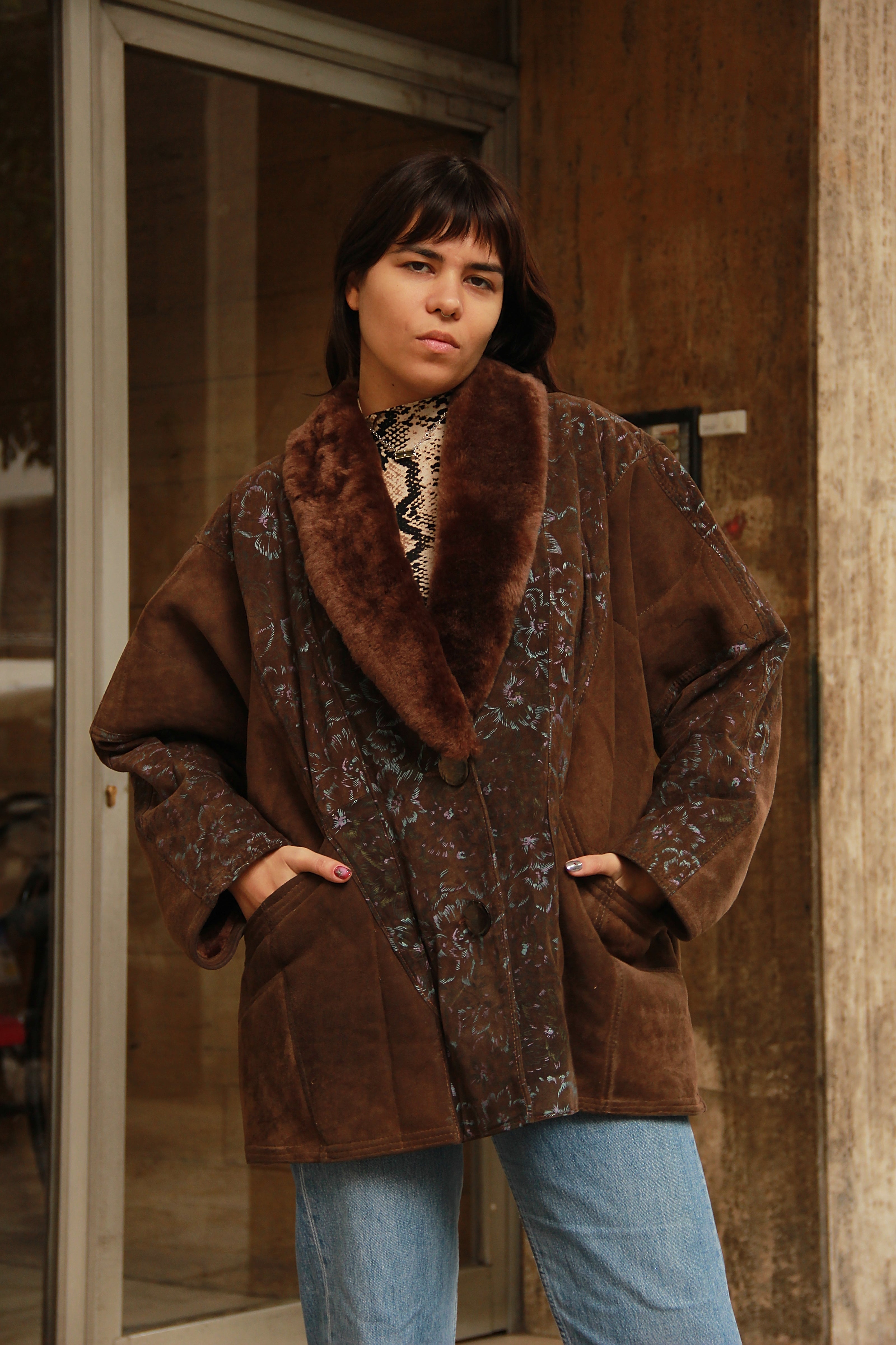 Vintage gorgeous shearling coat (XL)