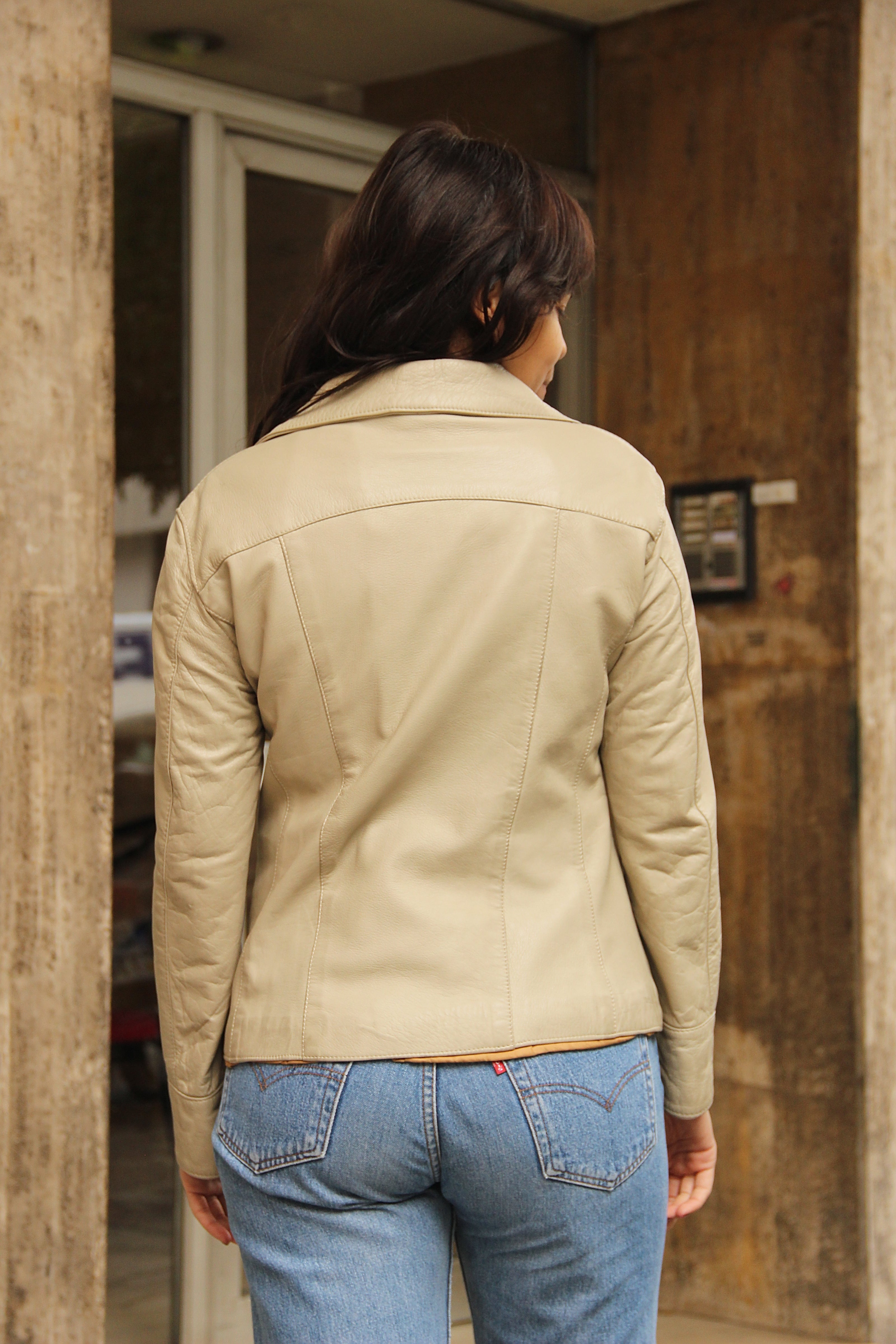 Vintage zip up genuine leather jacket (M)