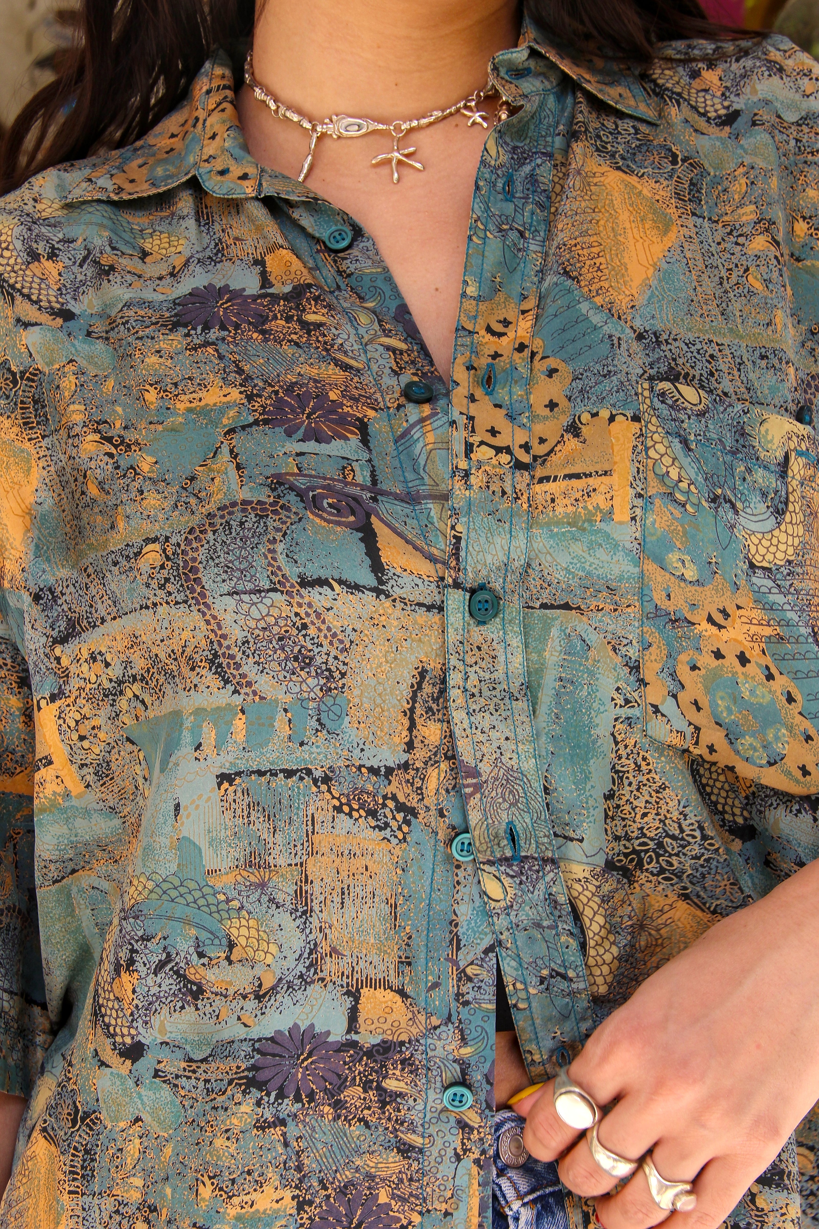 Vintage Men's Silk Funky patterned shirt (M)