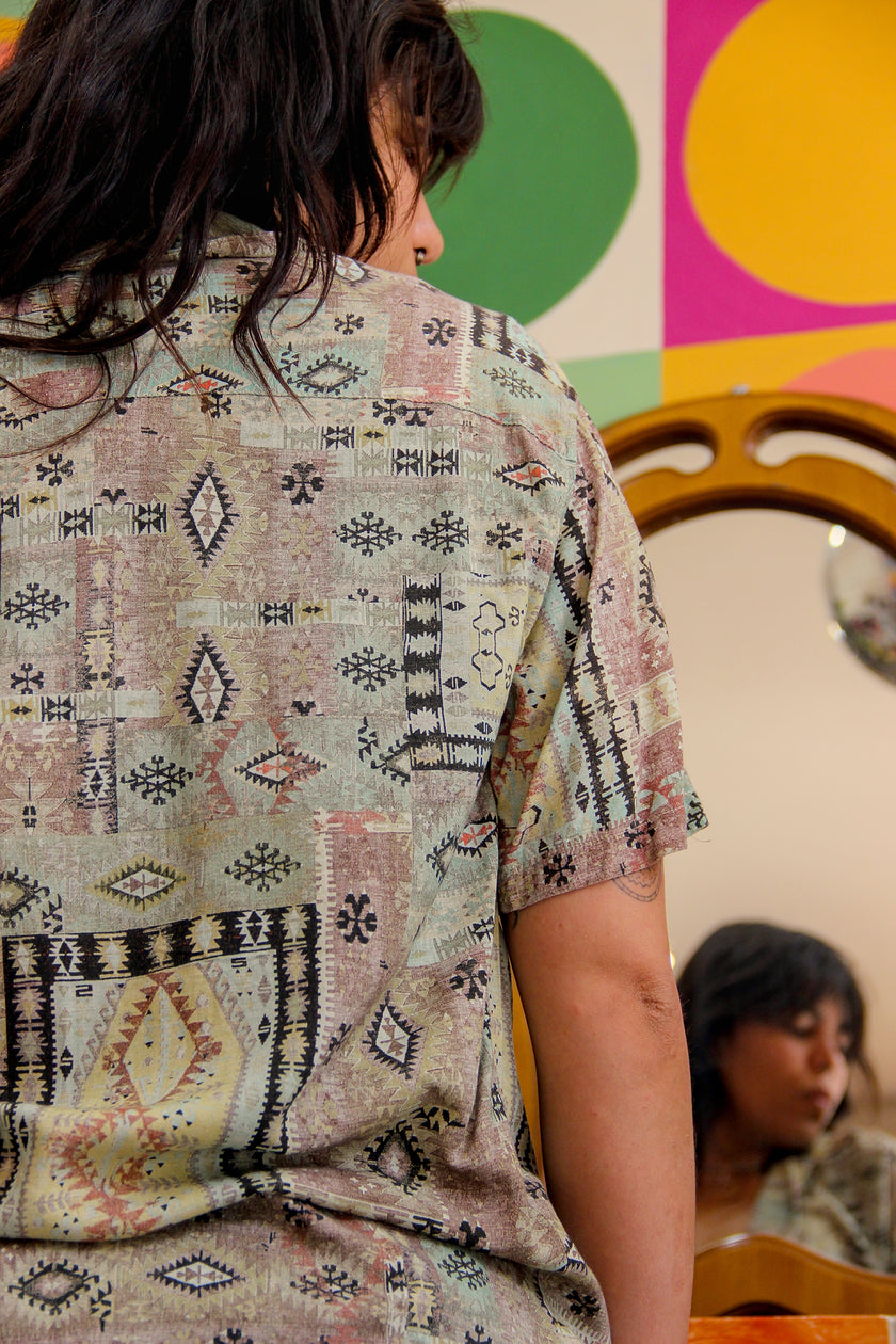 Vintage Men's funky patterned shirt (XS/S)