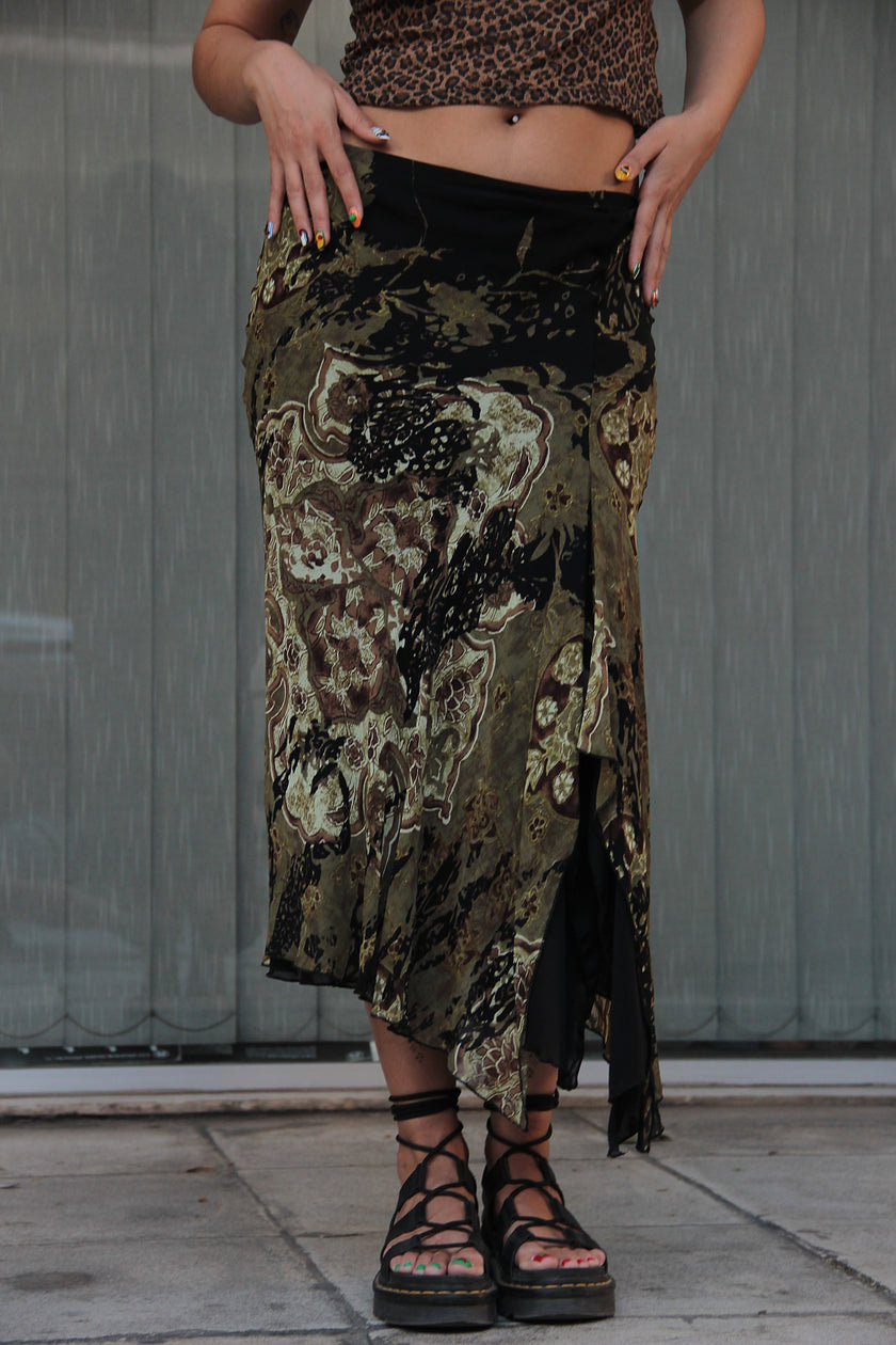 Vintage 90s style asymetrical skirt (M/L)