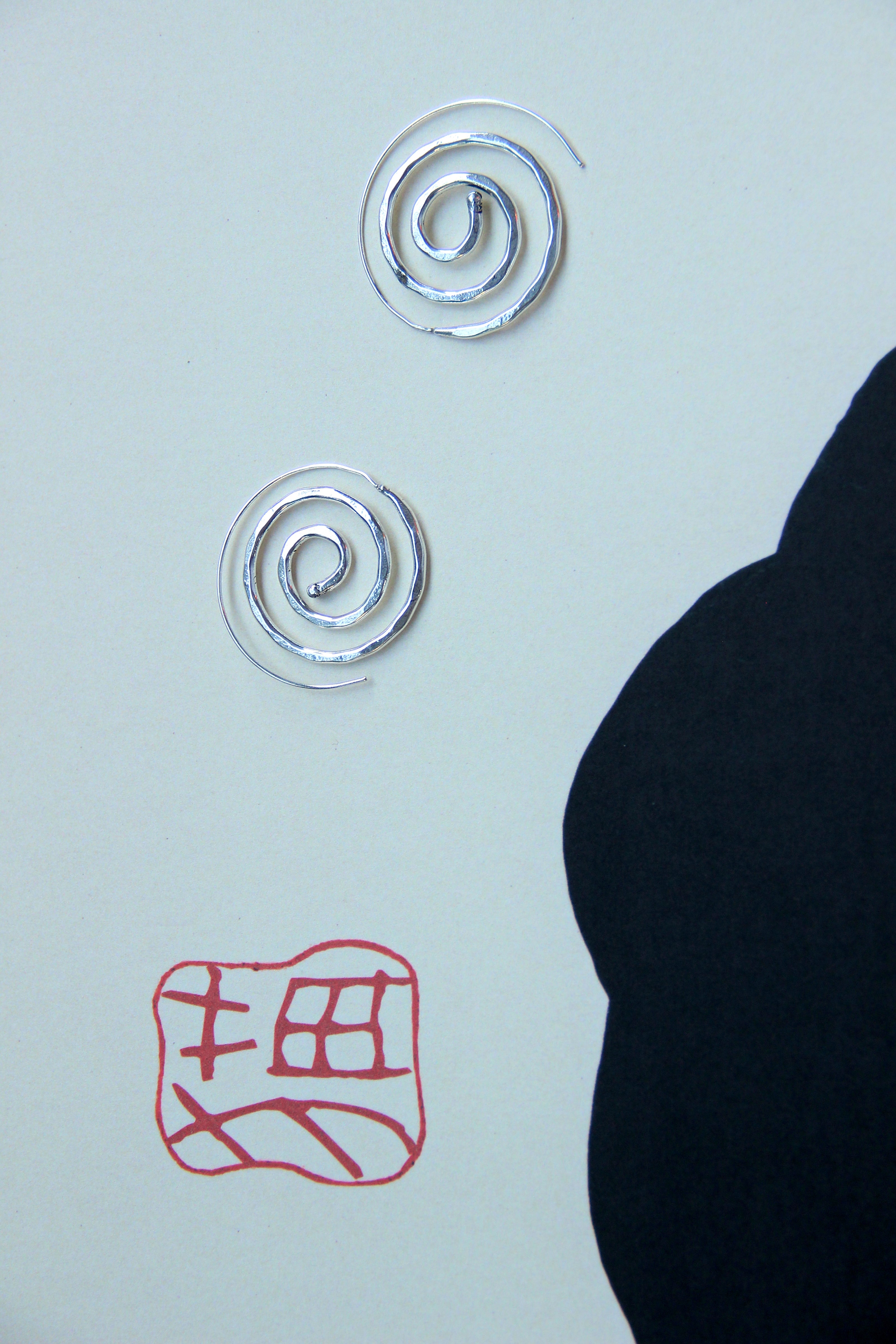 Spiral brass earrings