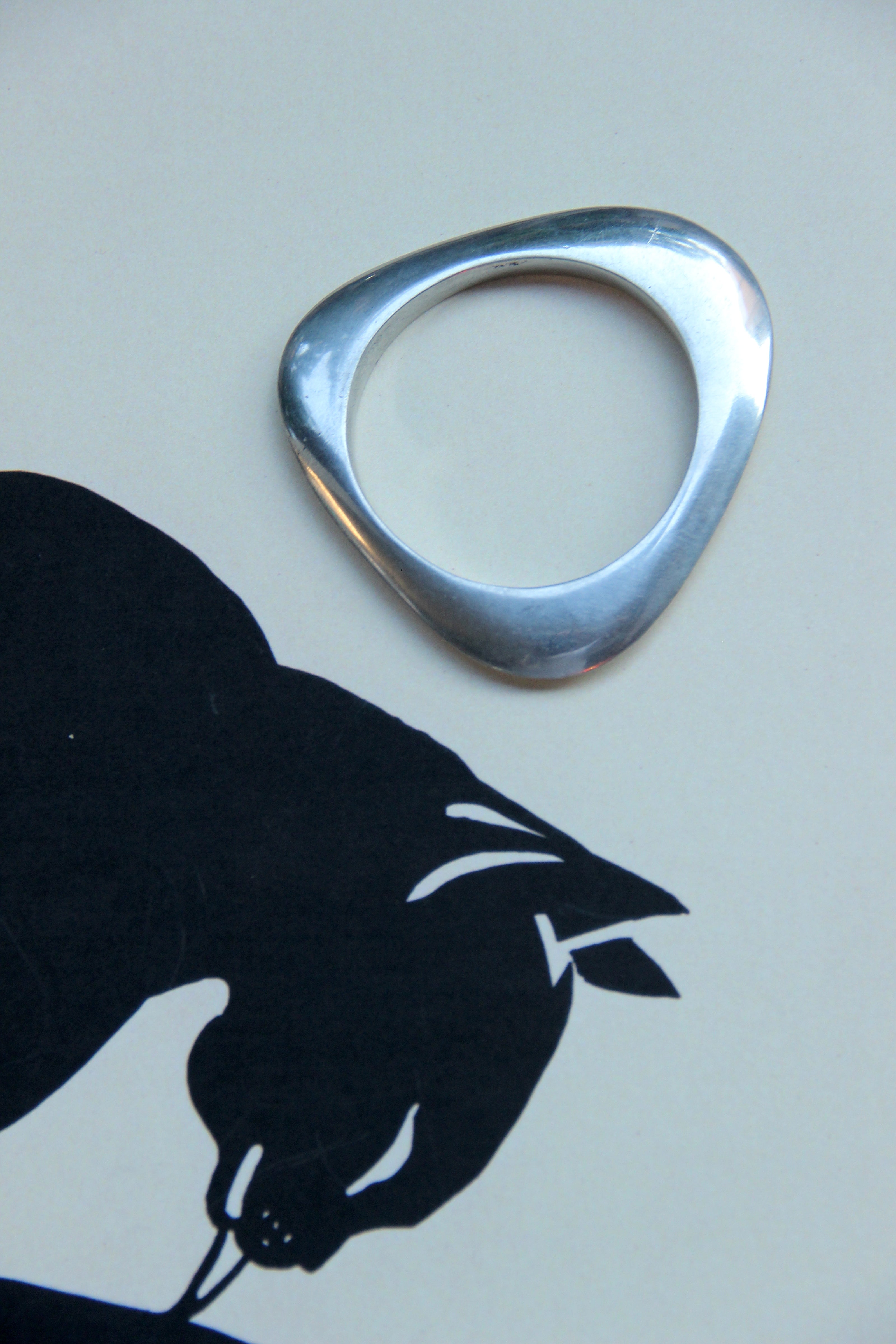 Silver toned bangle