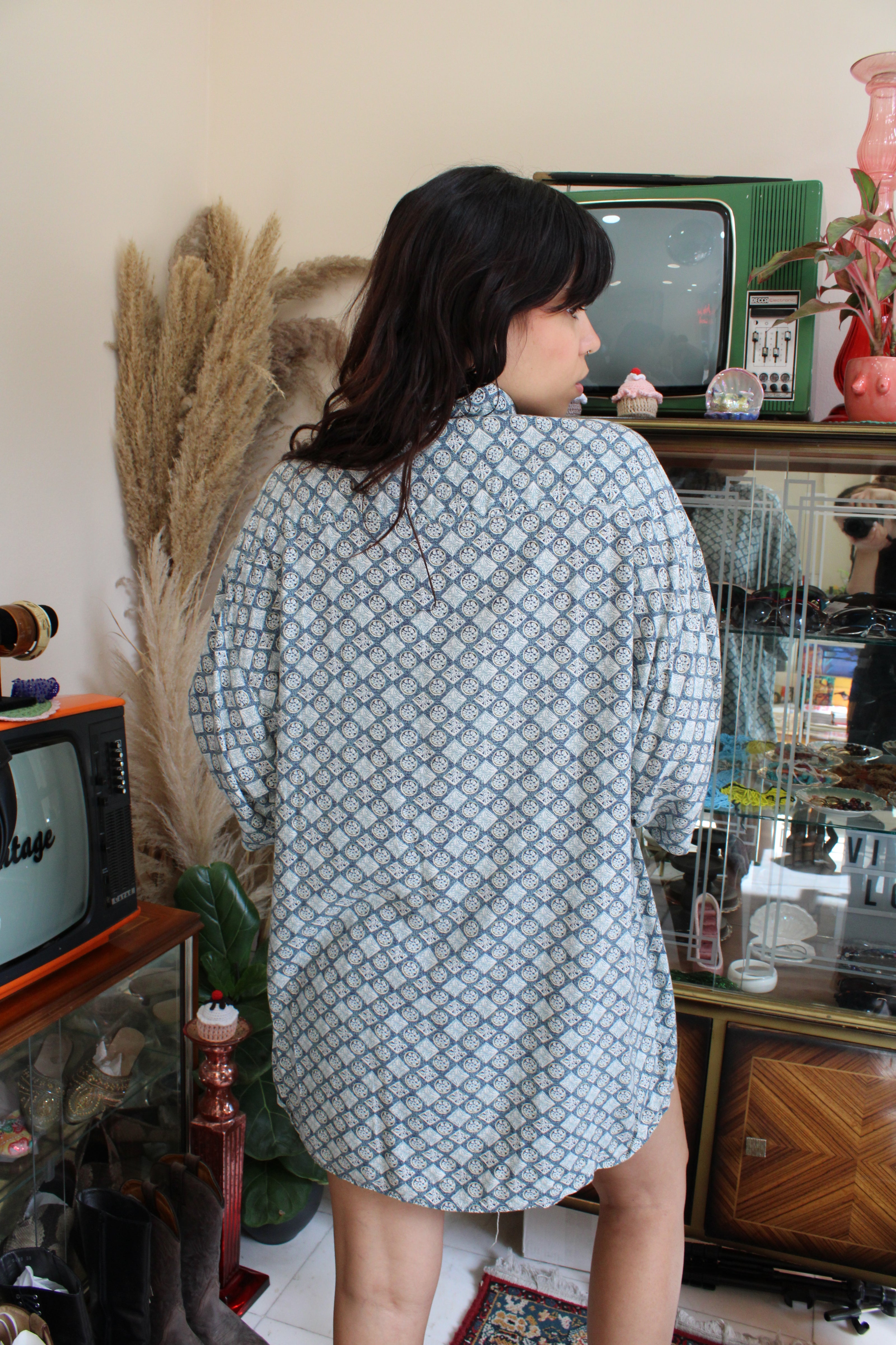 Men’s vintage funky oversized 100% viscose shirt