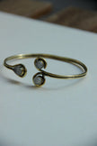 Stunning gold brass toned blacelet (whote stones)