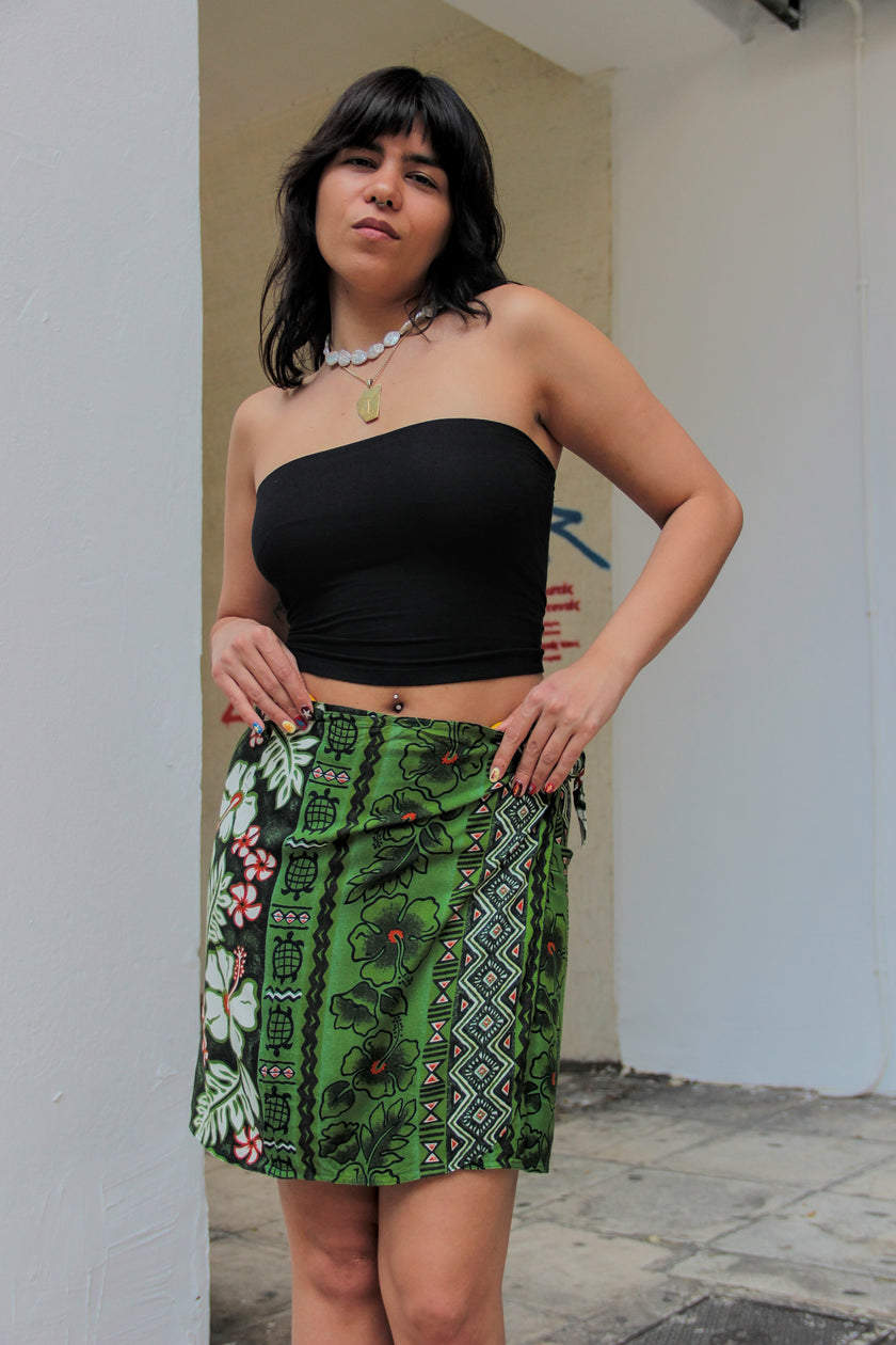 Vintage mini funky patterned wrap skirt (M/L)