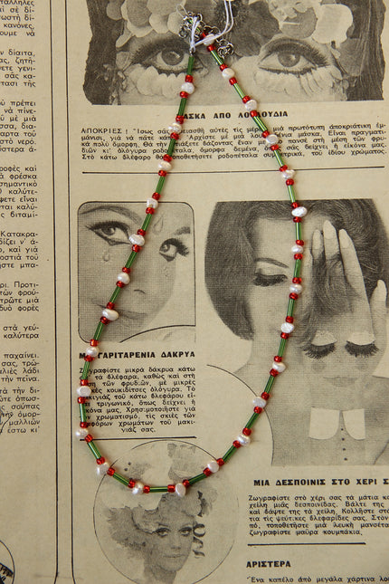 Super cute handmade Glass & Pearl chocher