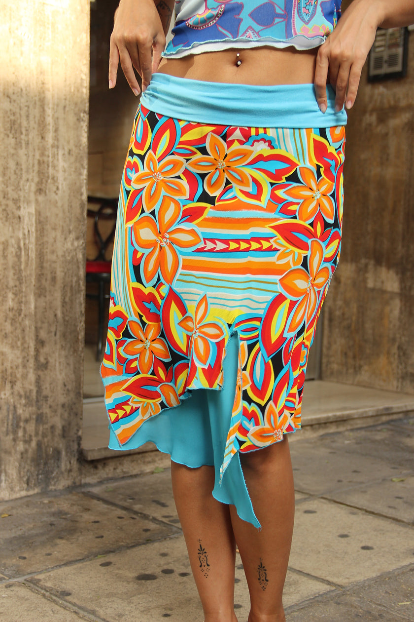 Y2K funky assymetrical skirt (M/L)