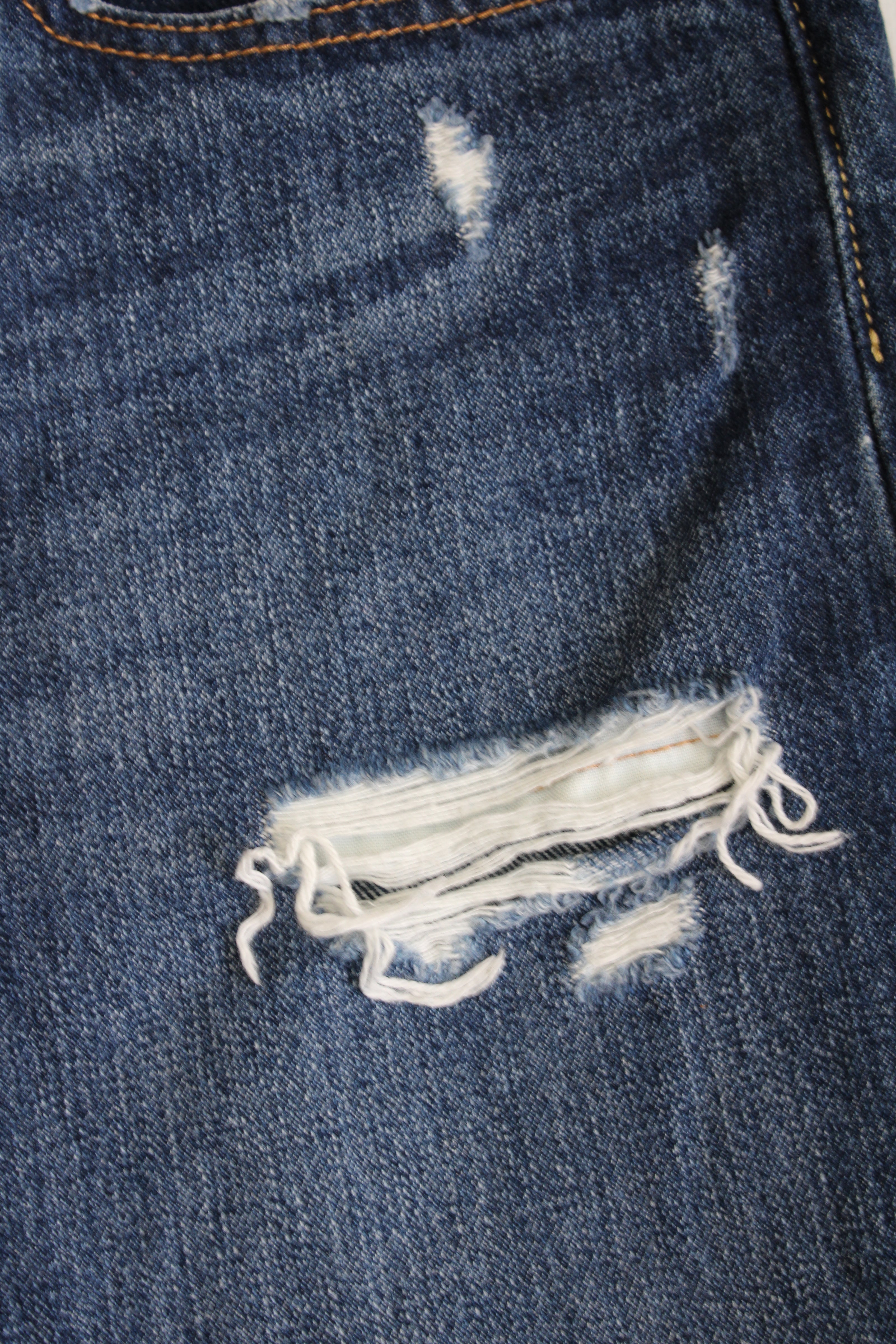 Levi’s 501 distressed shorts