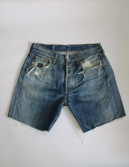 Levi’s 501 distressed shorts W31
