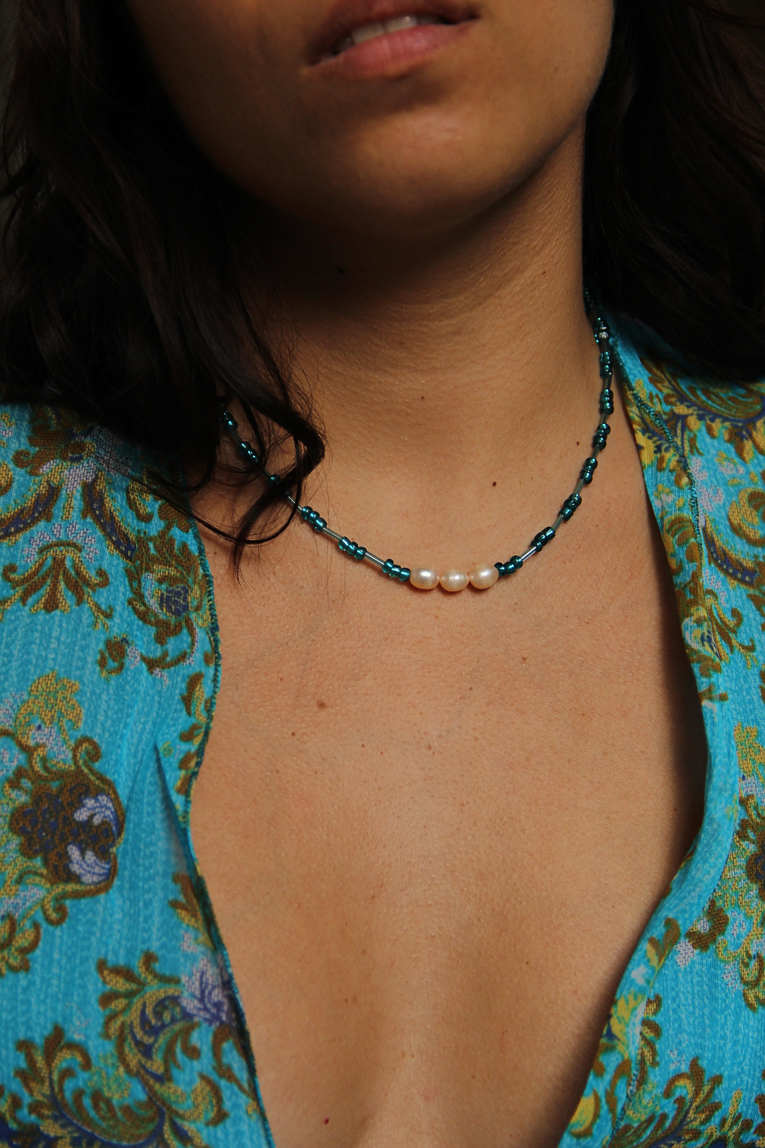 Stunning handmade necklace with glass beads & natural pearls