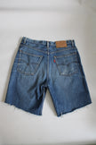 Levi’s 501 high waisted shorts W33