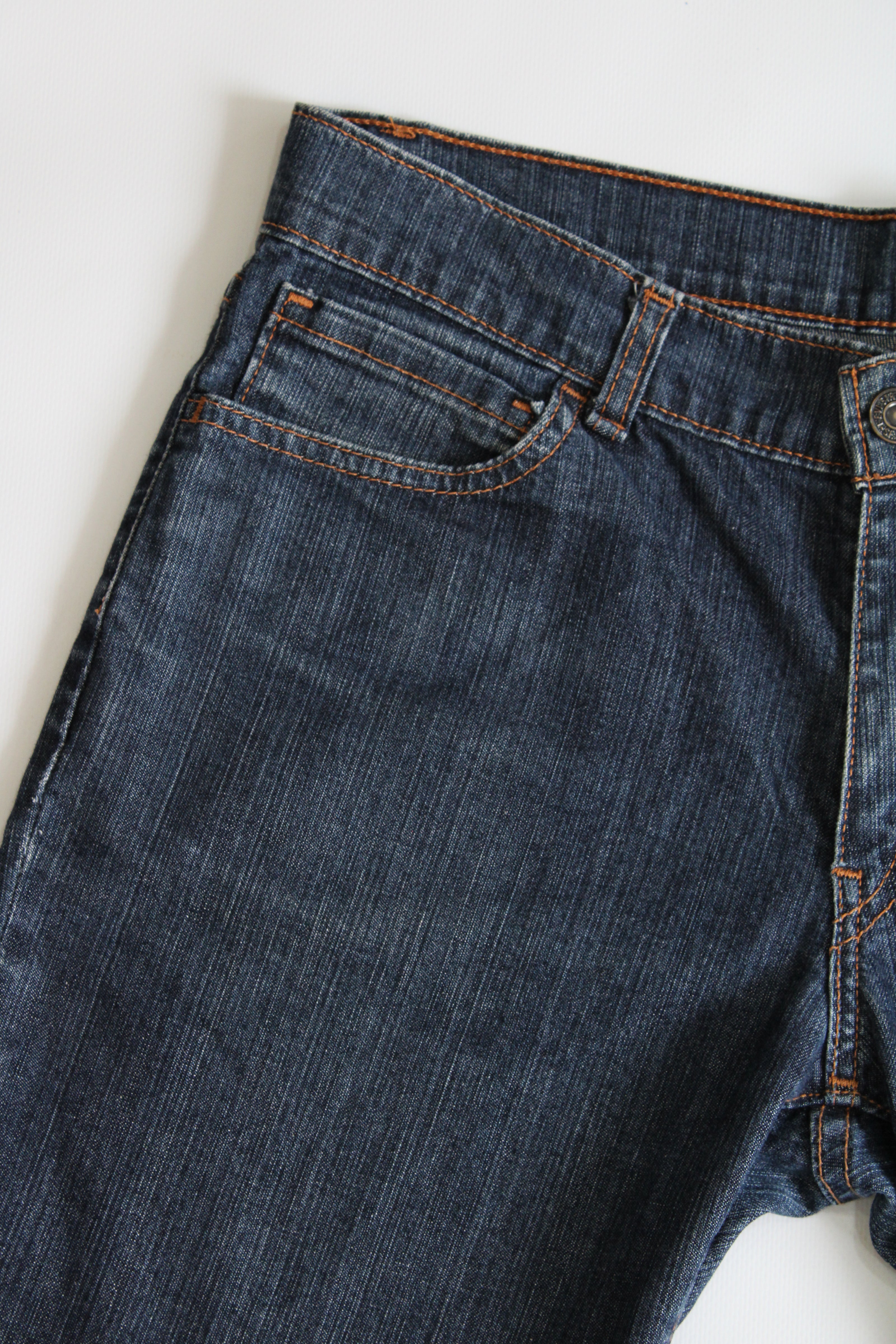 Levi’s low waisted shorts W30