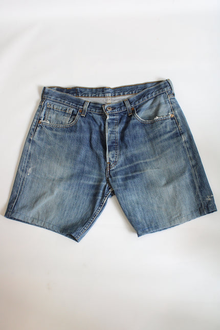 Levi’s 501 denim shorts W34