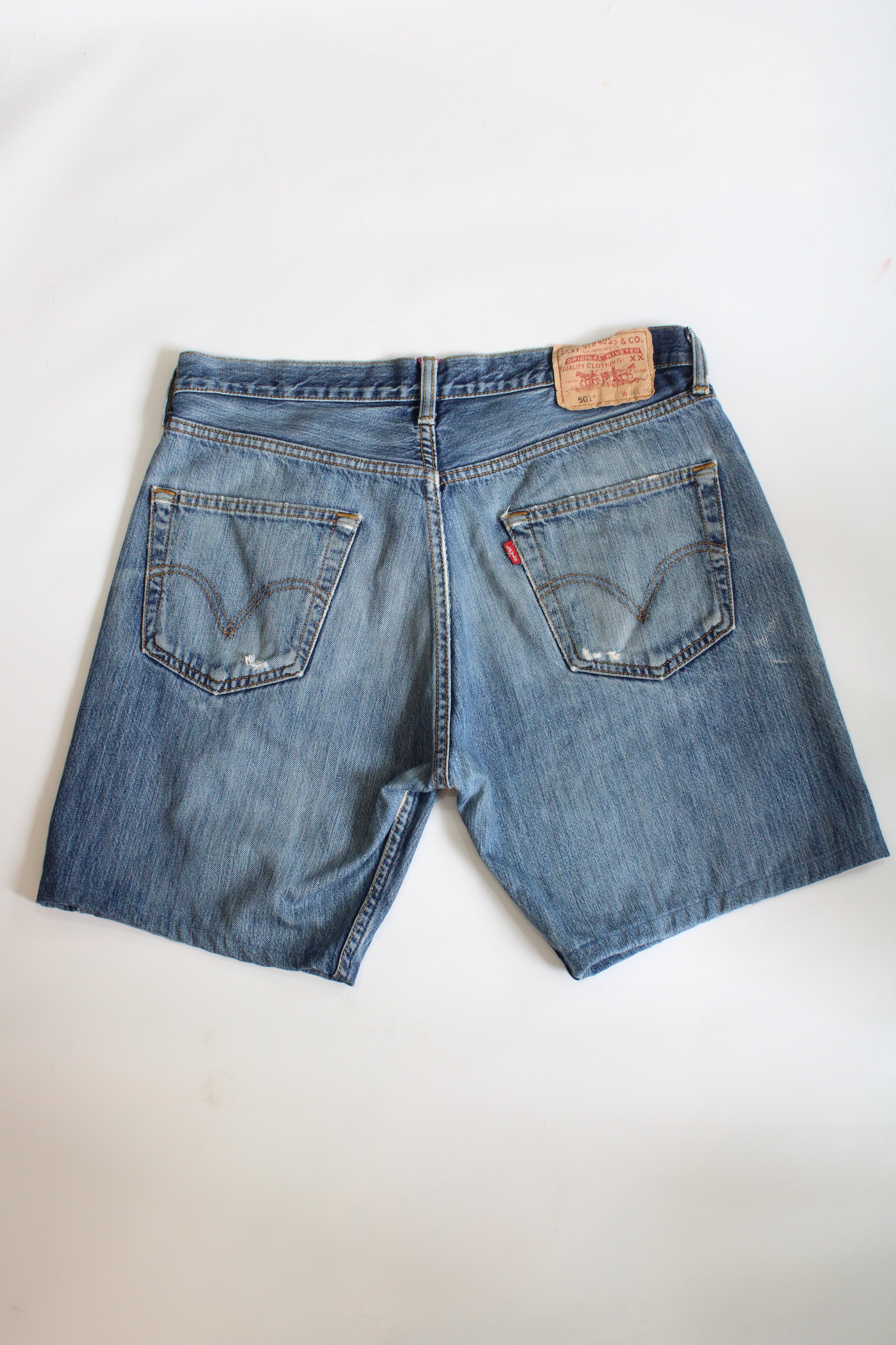 Levi’s 501 denim shorts W34