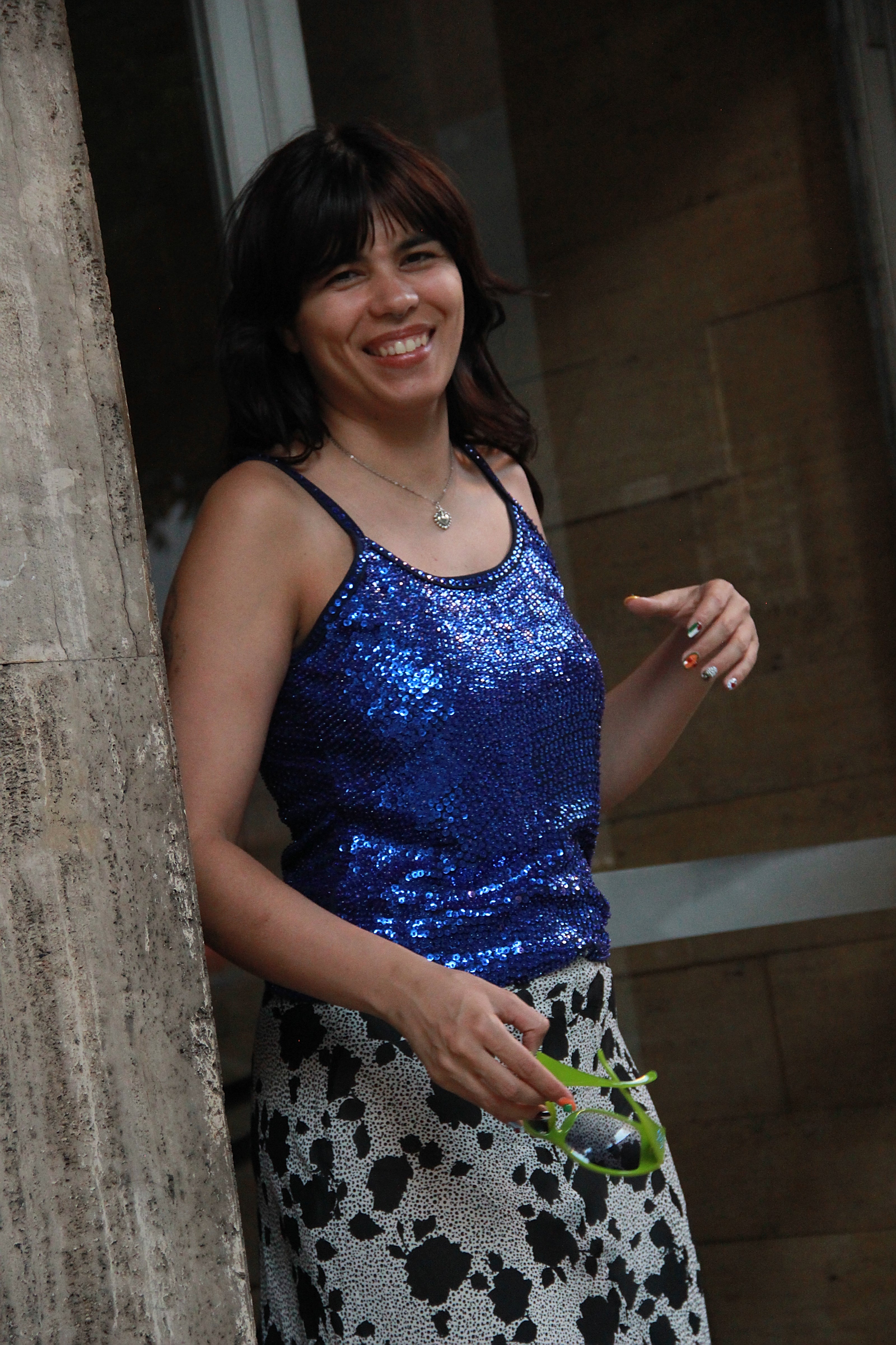 Stunning sequin top (L)