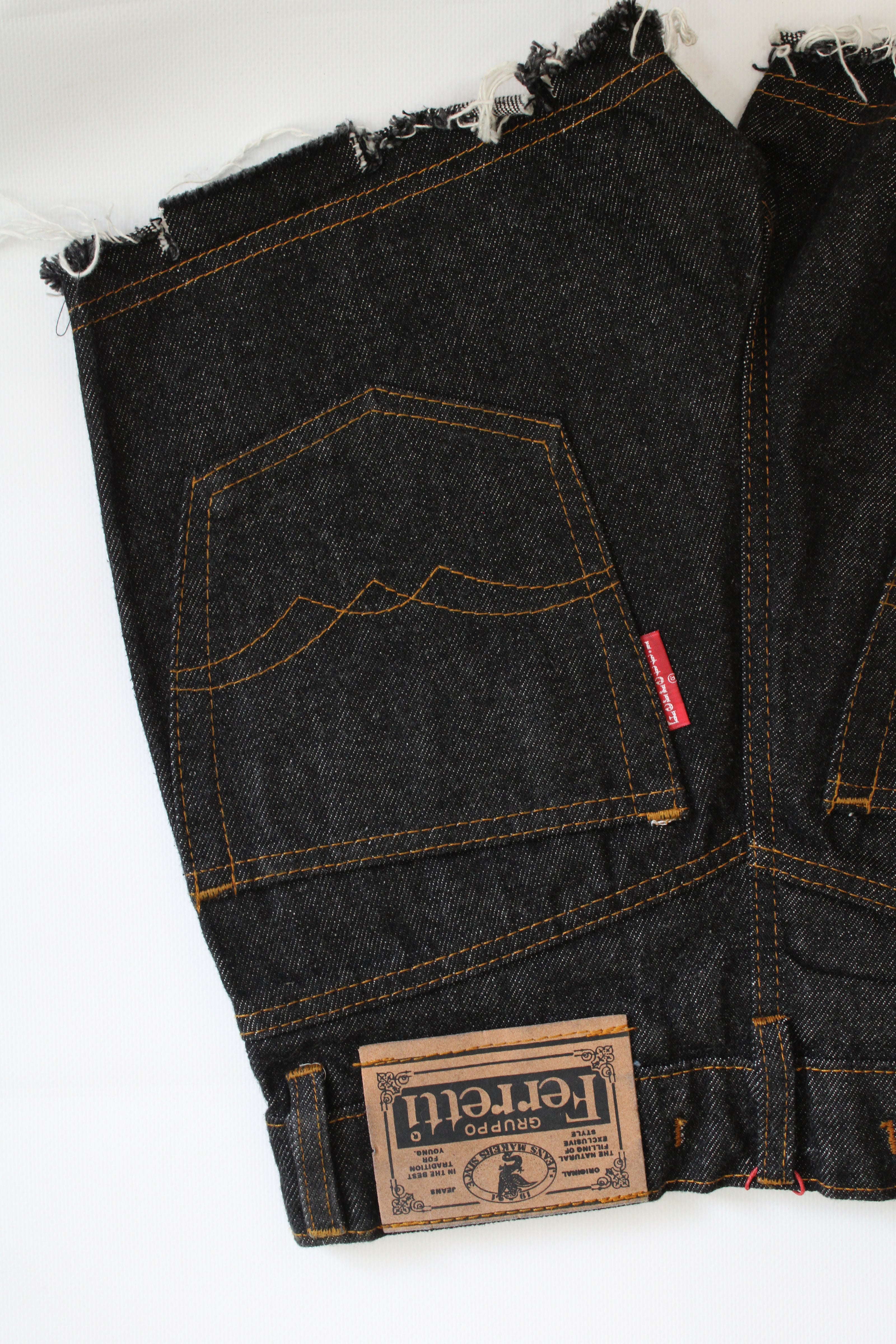 Dead stock Ferretti shorts