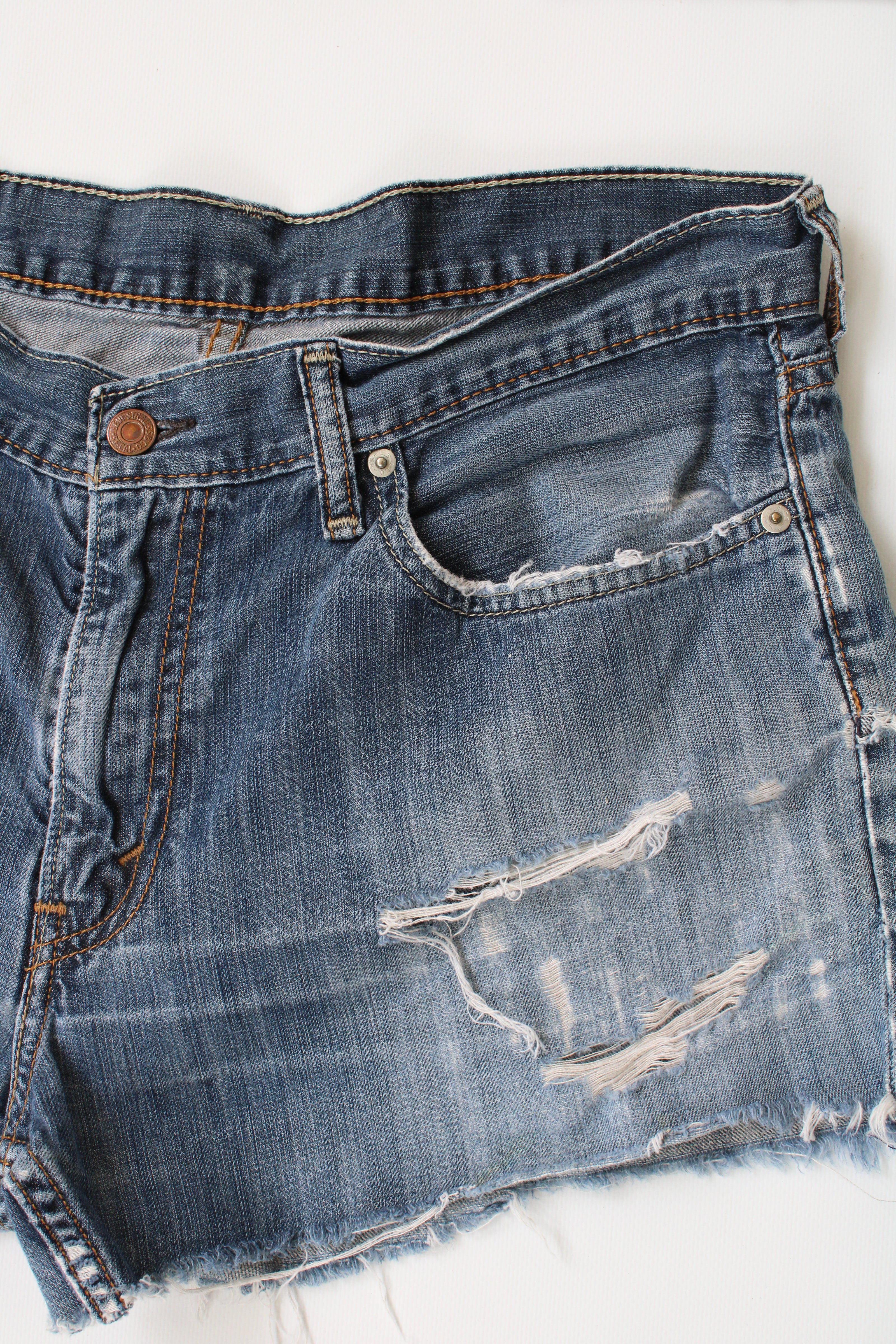 Levi’s 514 denim hot shorts