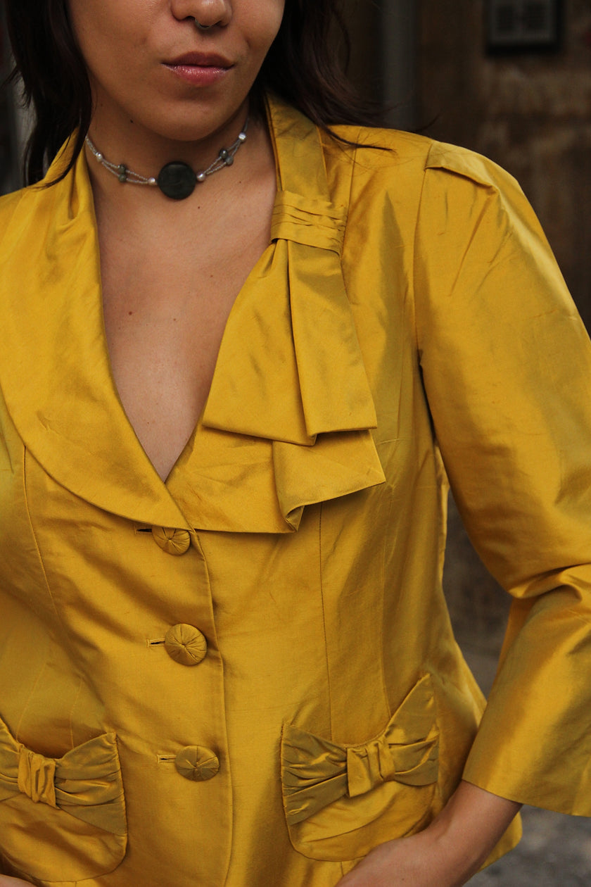 Vintage stinning 100% silk pantsuit (M)