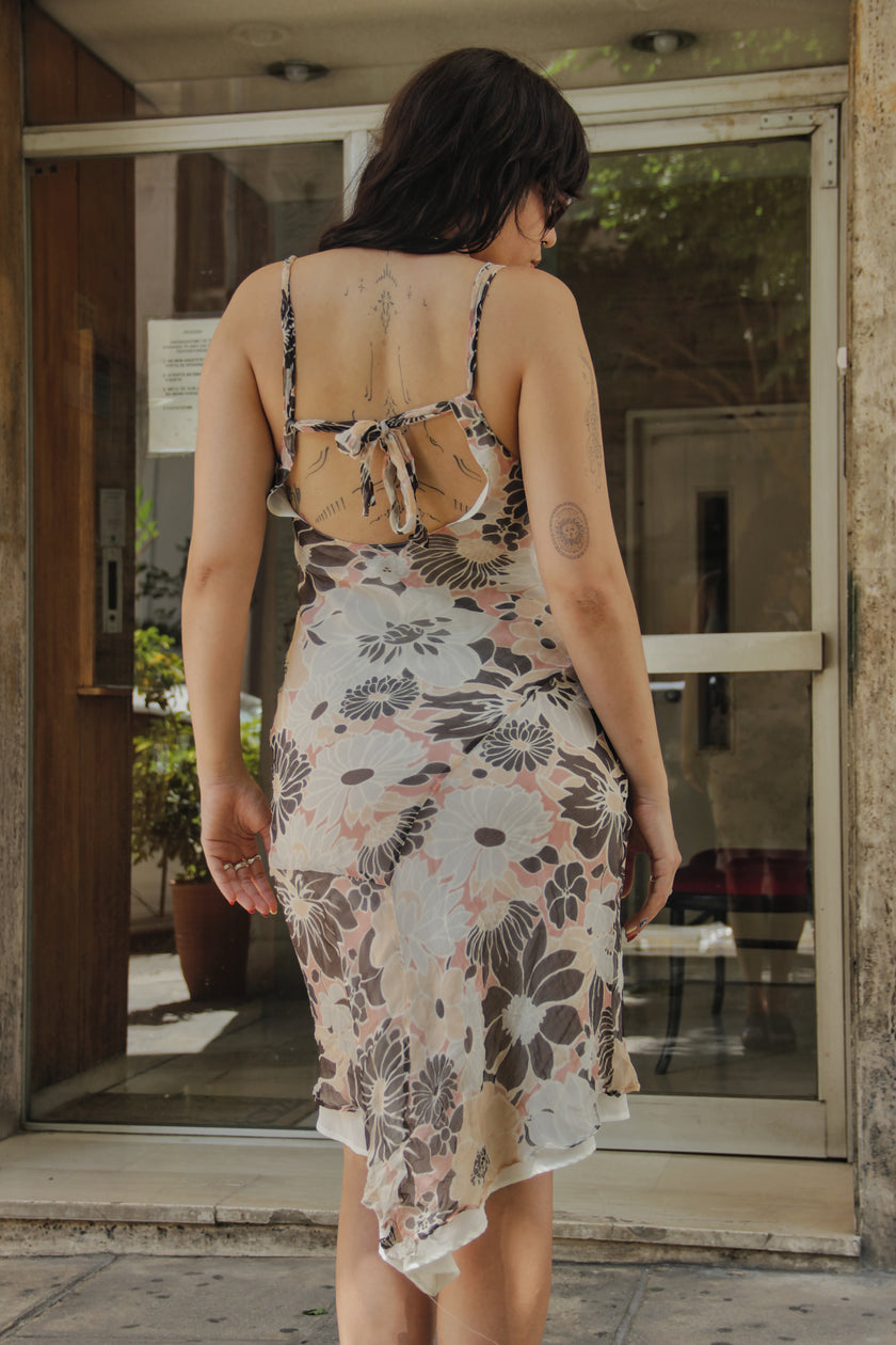Stunning 100% silk vintage romantic midi dress (M)