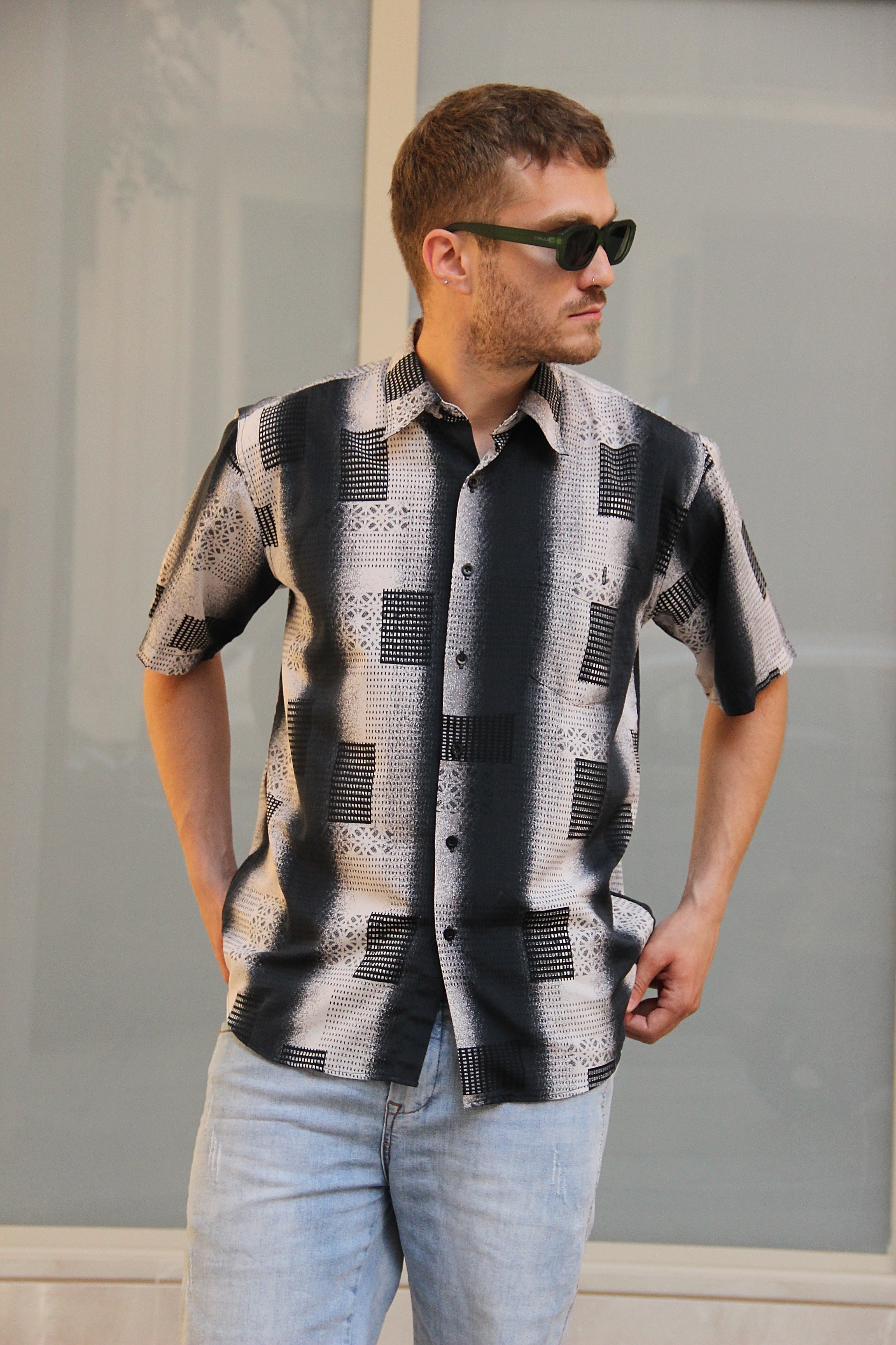 Vintage funky patterned shirt (L)