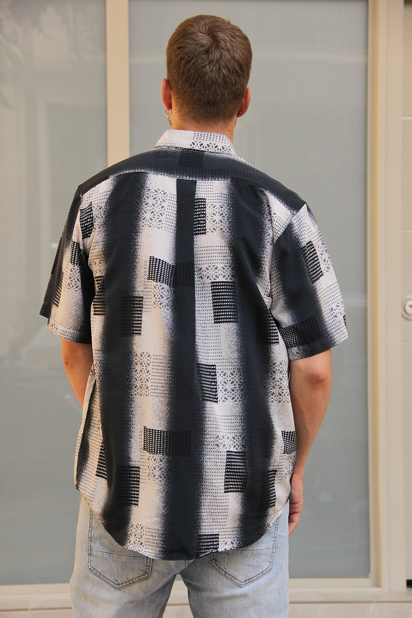 Vintage funky patterned shirt (L)