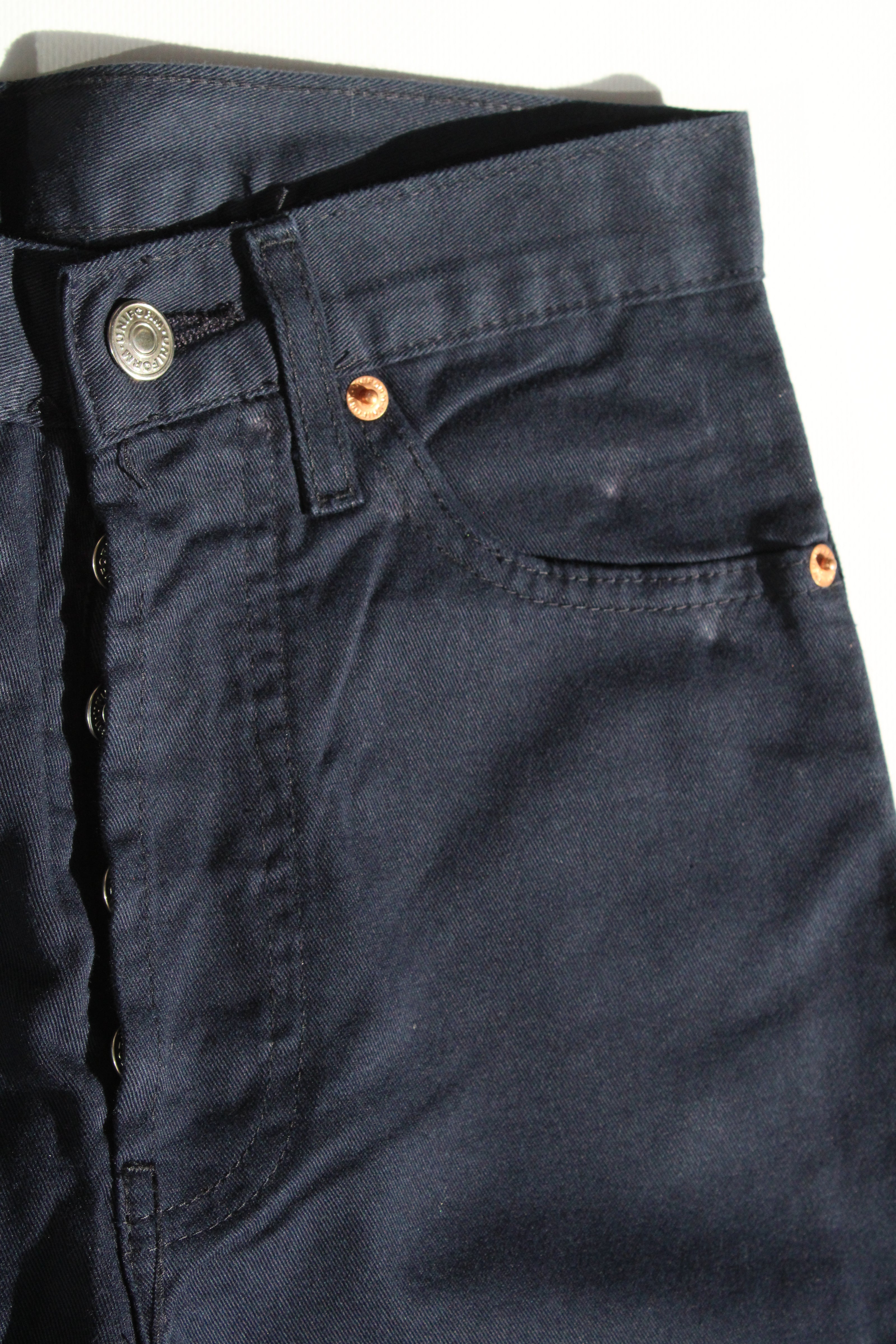 Uniform dead stock dark blue light jeans