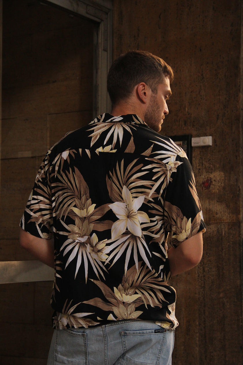 Funky patterned shirt (S)