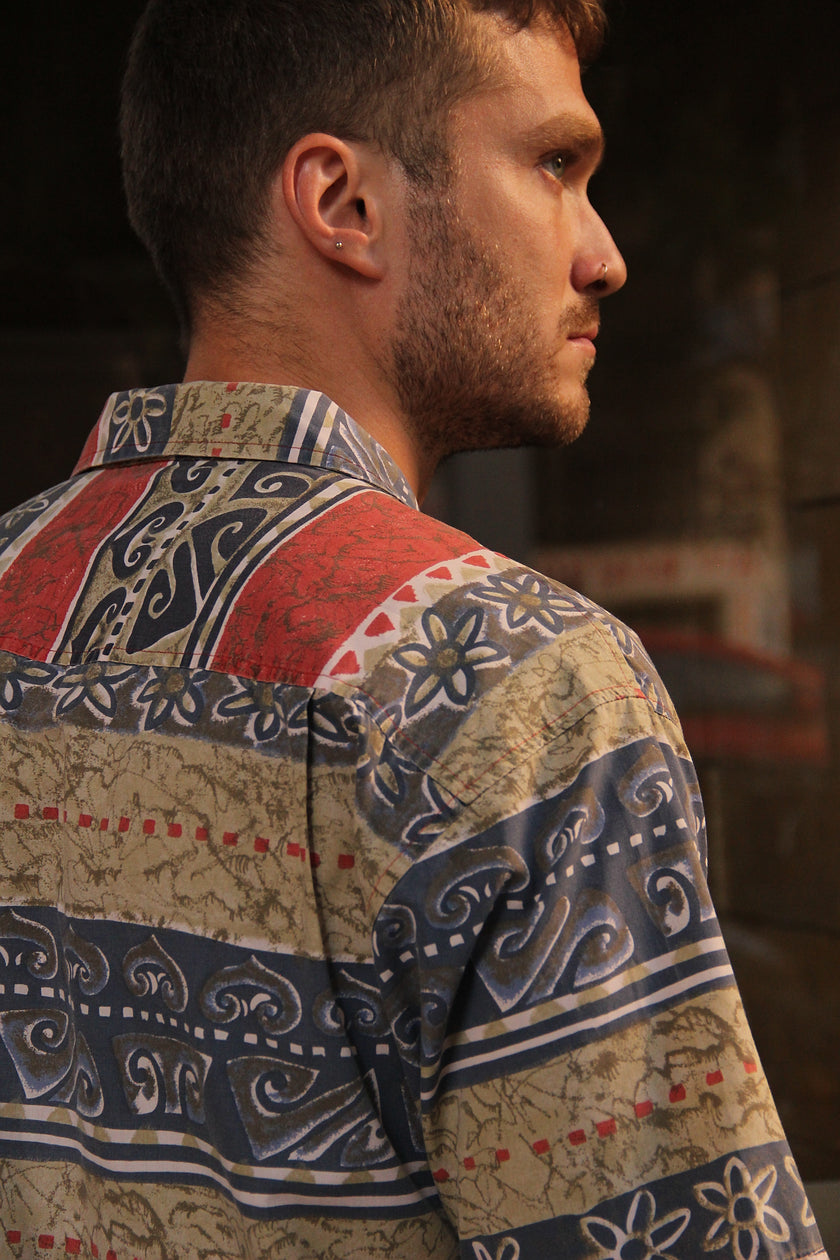 Vintage funky patterned shirt (L)