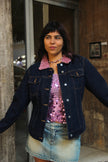 Stunning dark wash denim jacket with pink sherpa lining (M)