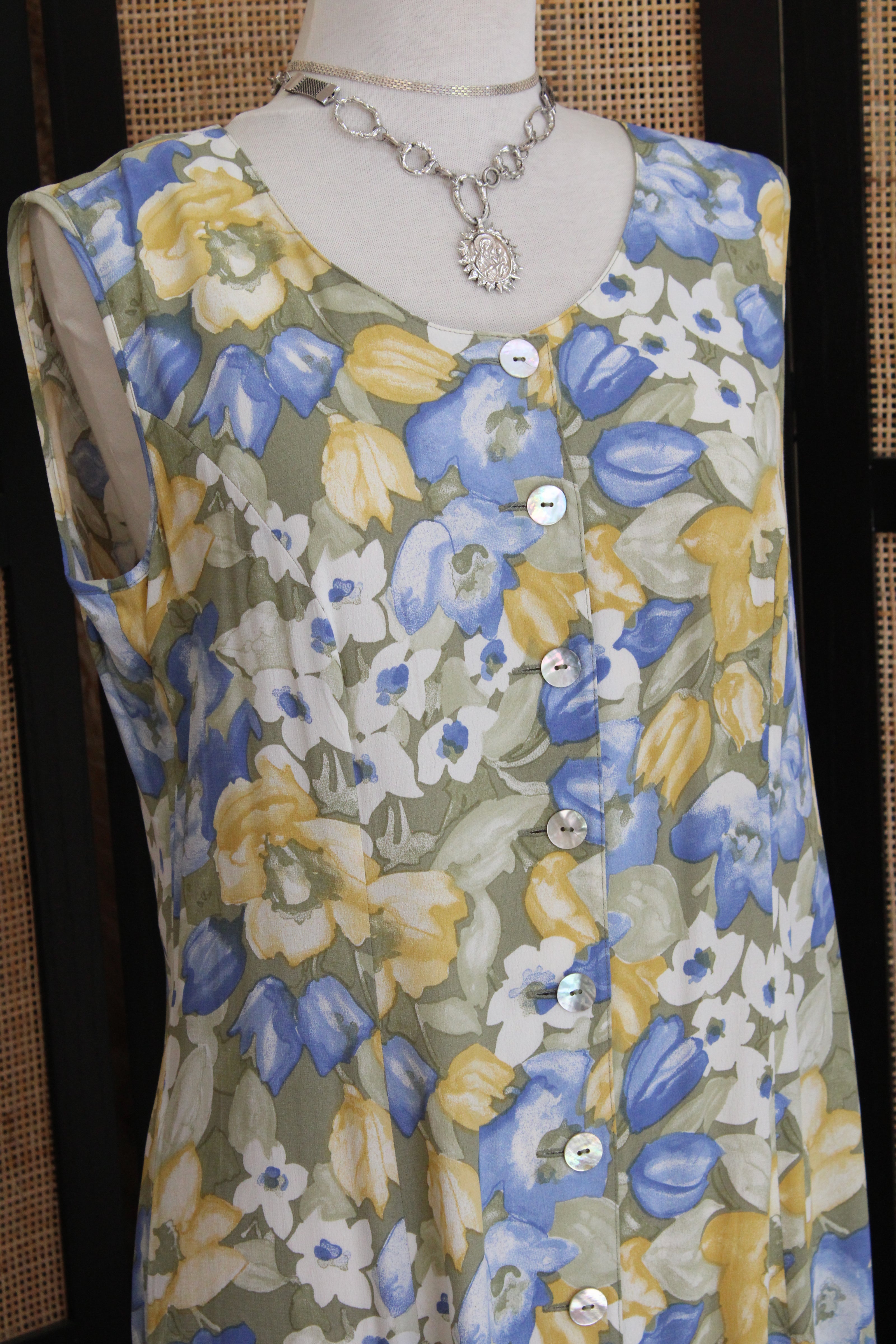 Vintage floral button up dress