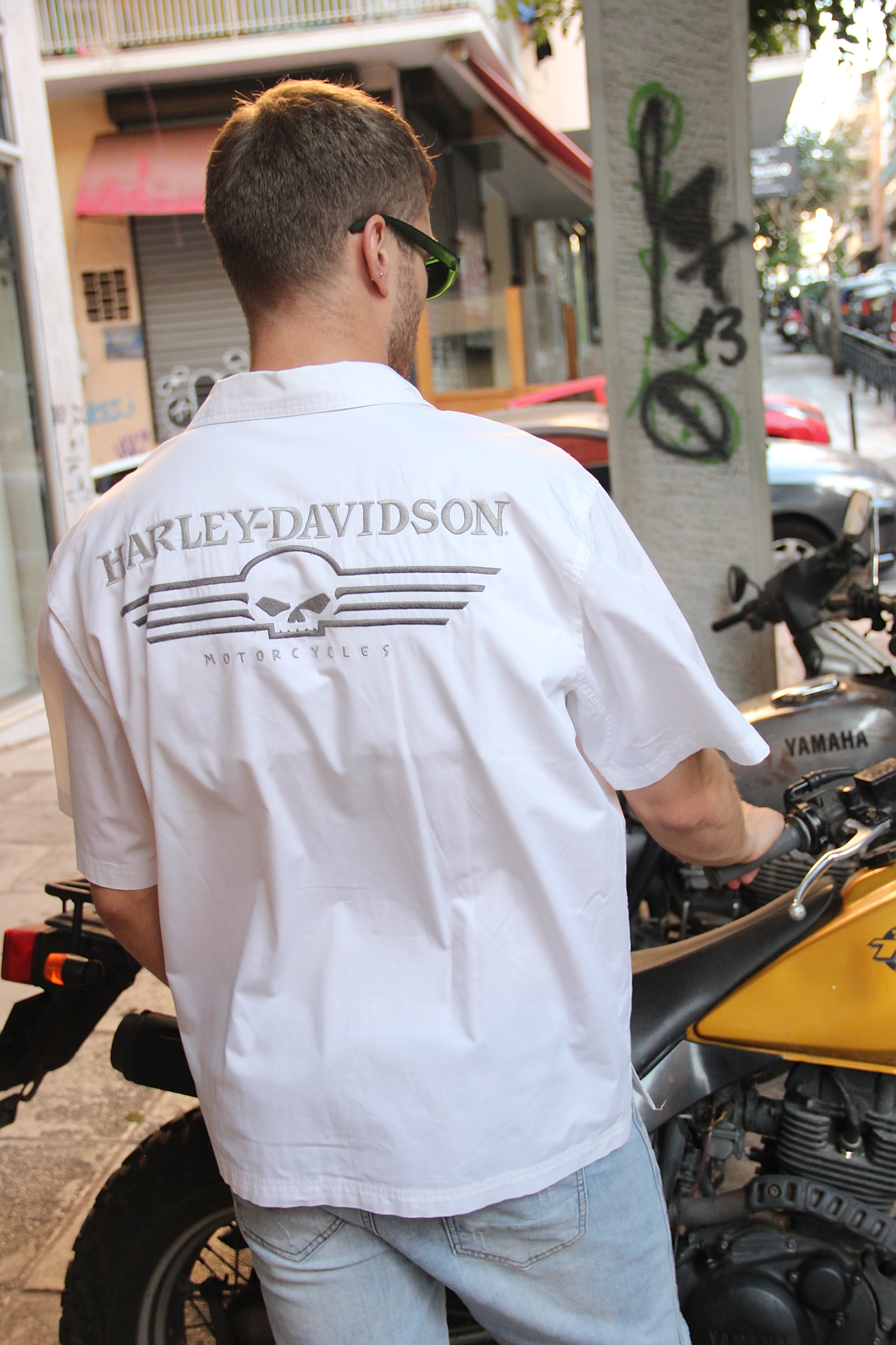 NOS Harley Davidson Mens White Short Sleeve Skull Shirt (XL)