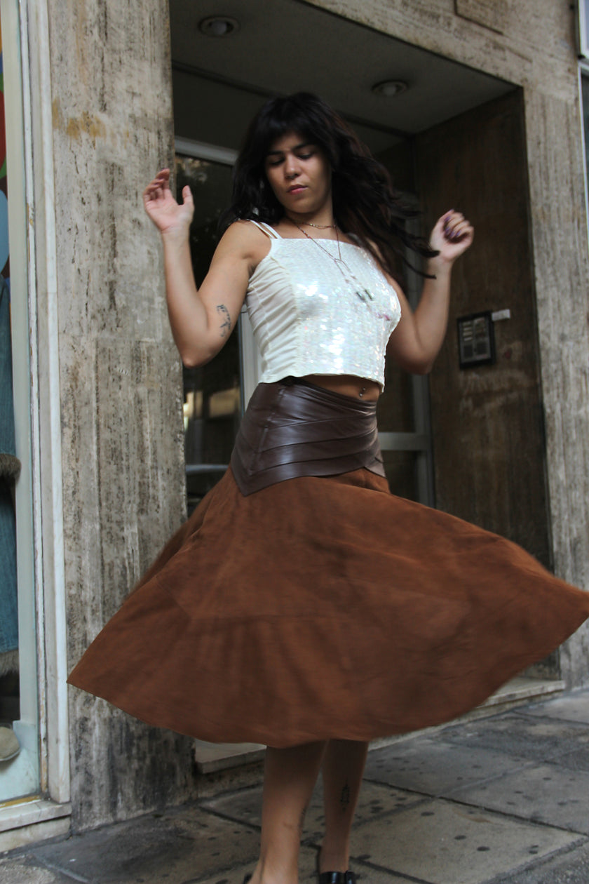 Stunning vintage 80s style skirt (M)