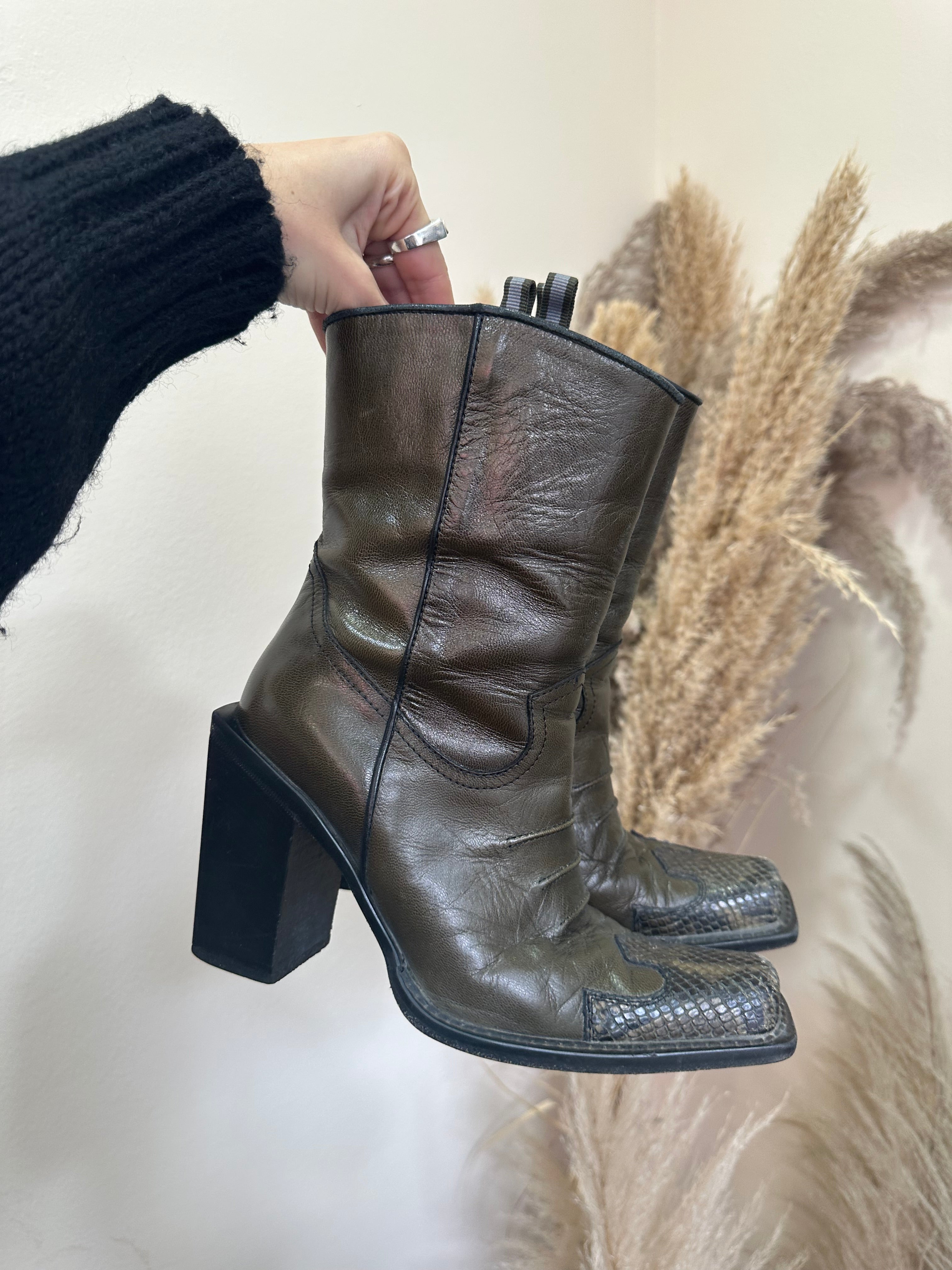 Stunning square heeled boots