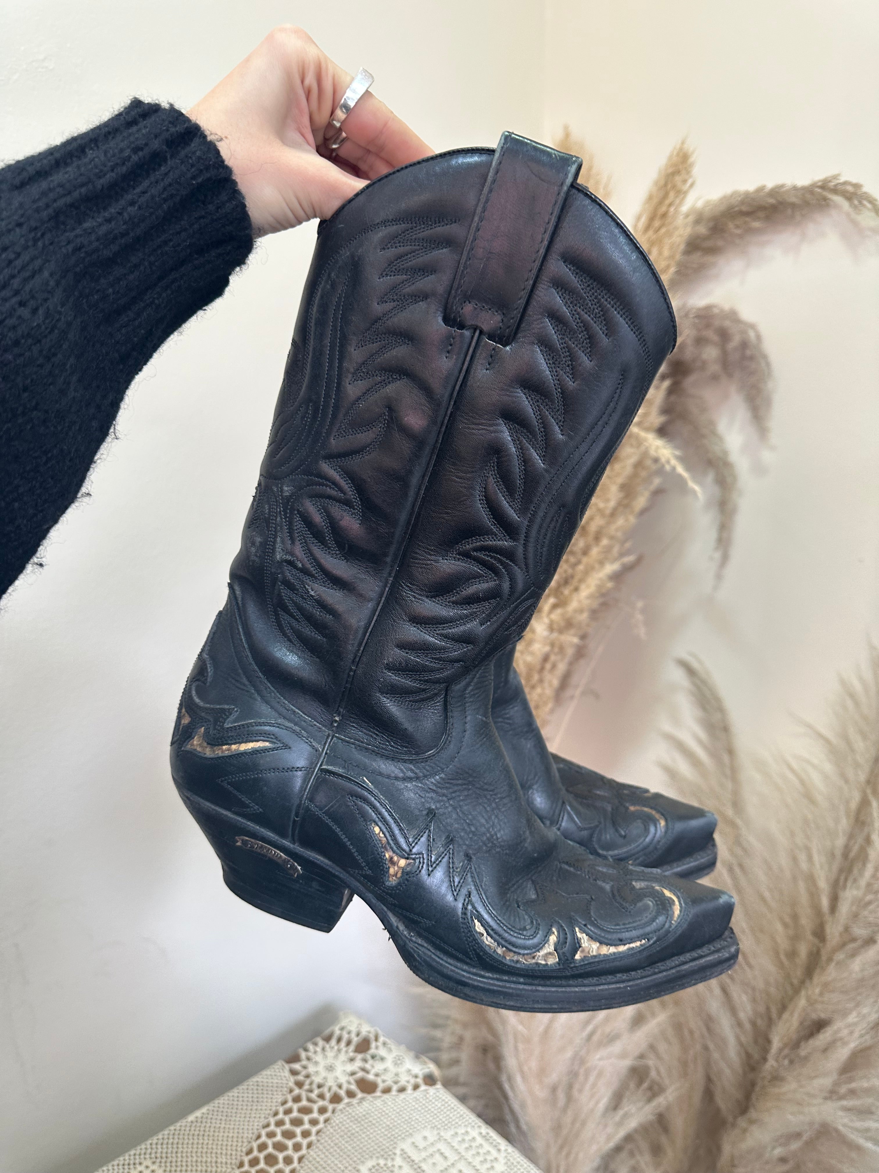 Sendra leather cowboy boots