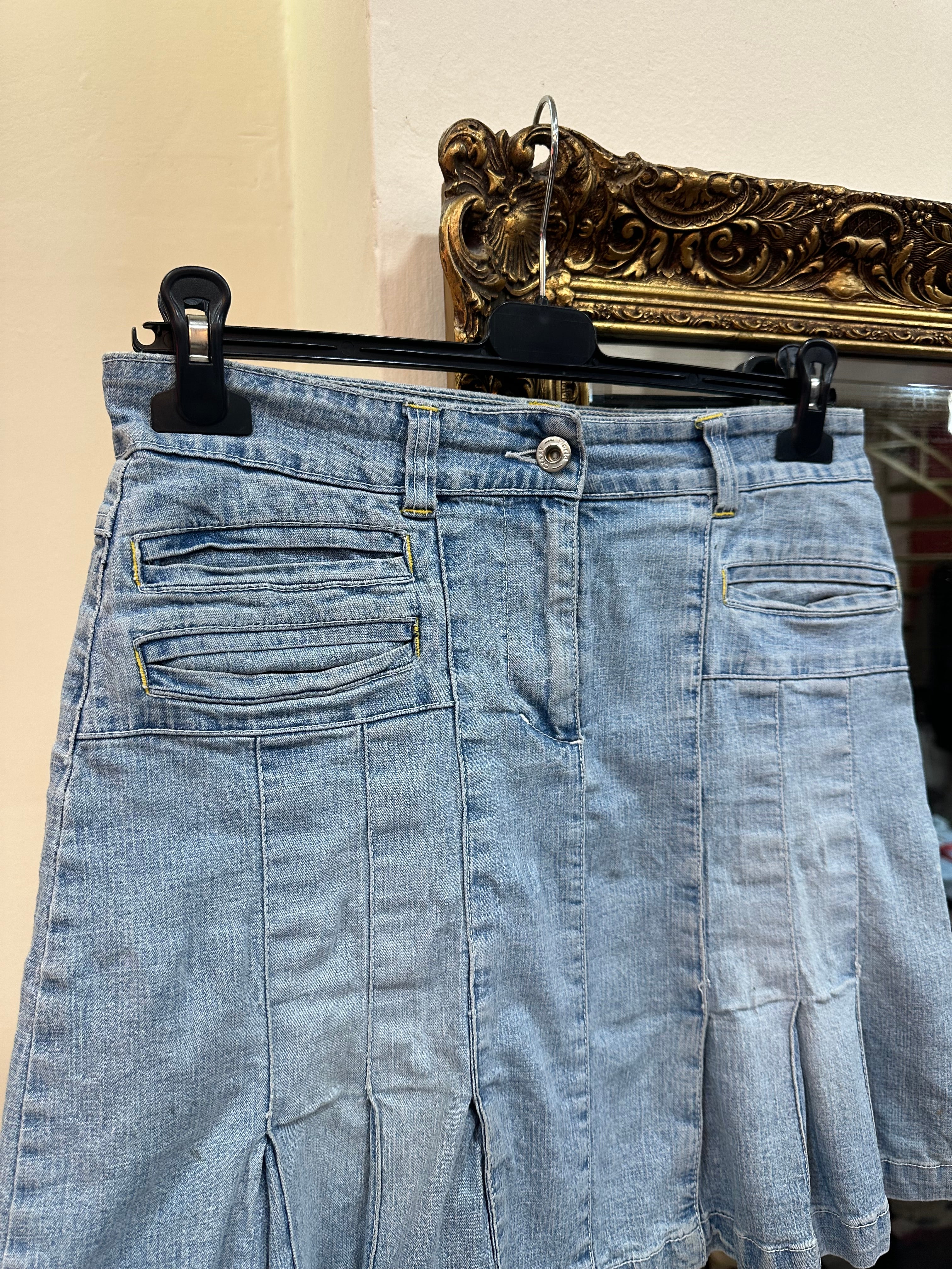 Pleated denim mini skirt