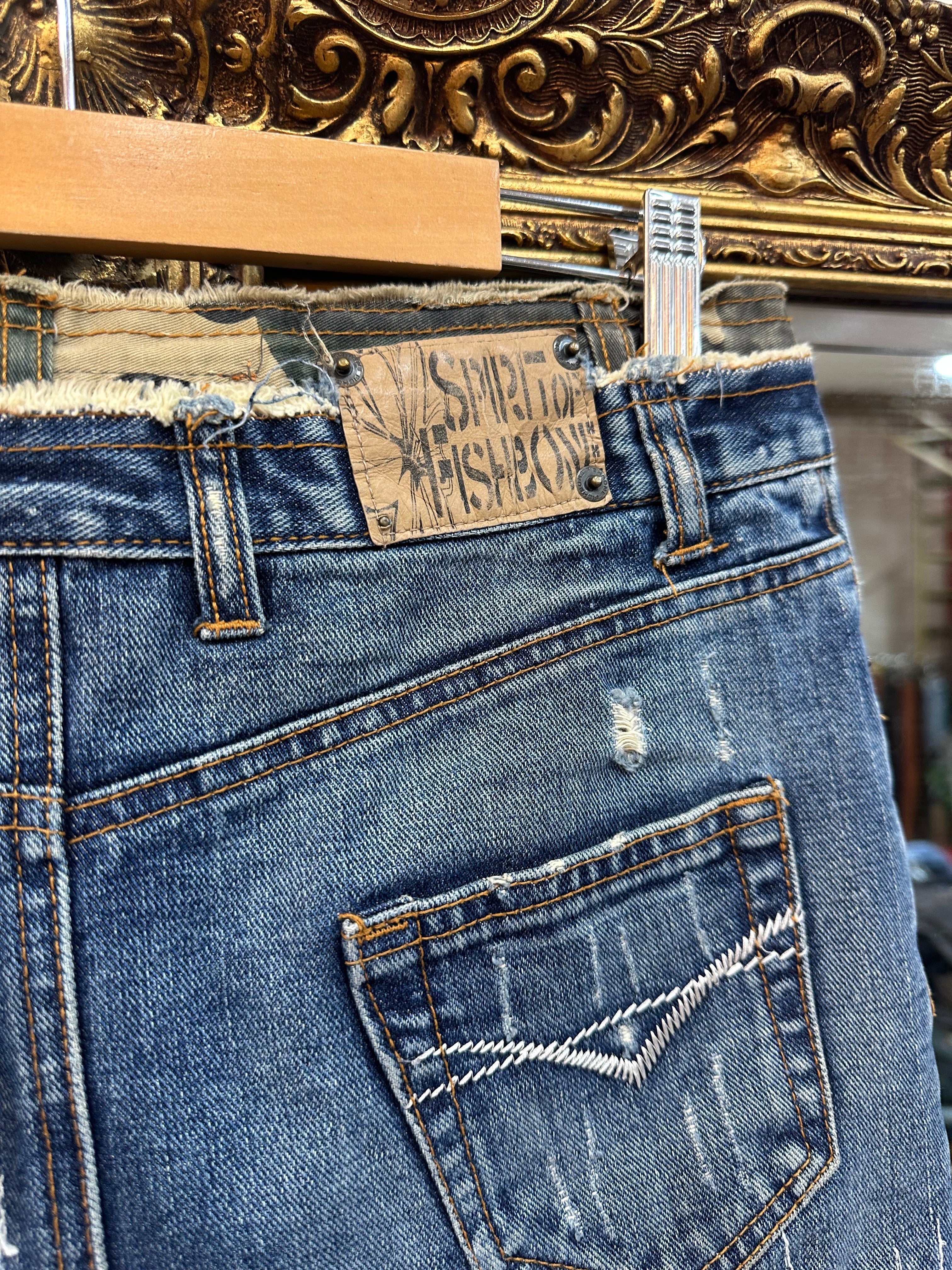 Stunning mimi denim distressed skirt