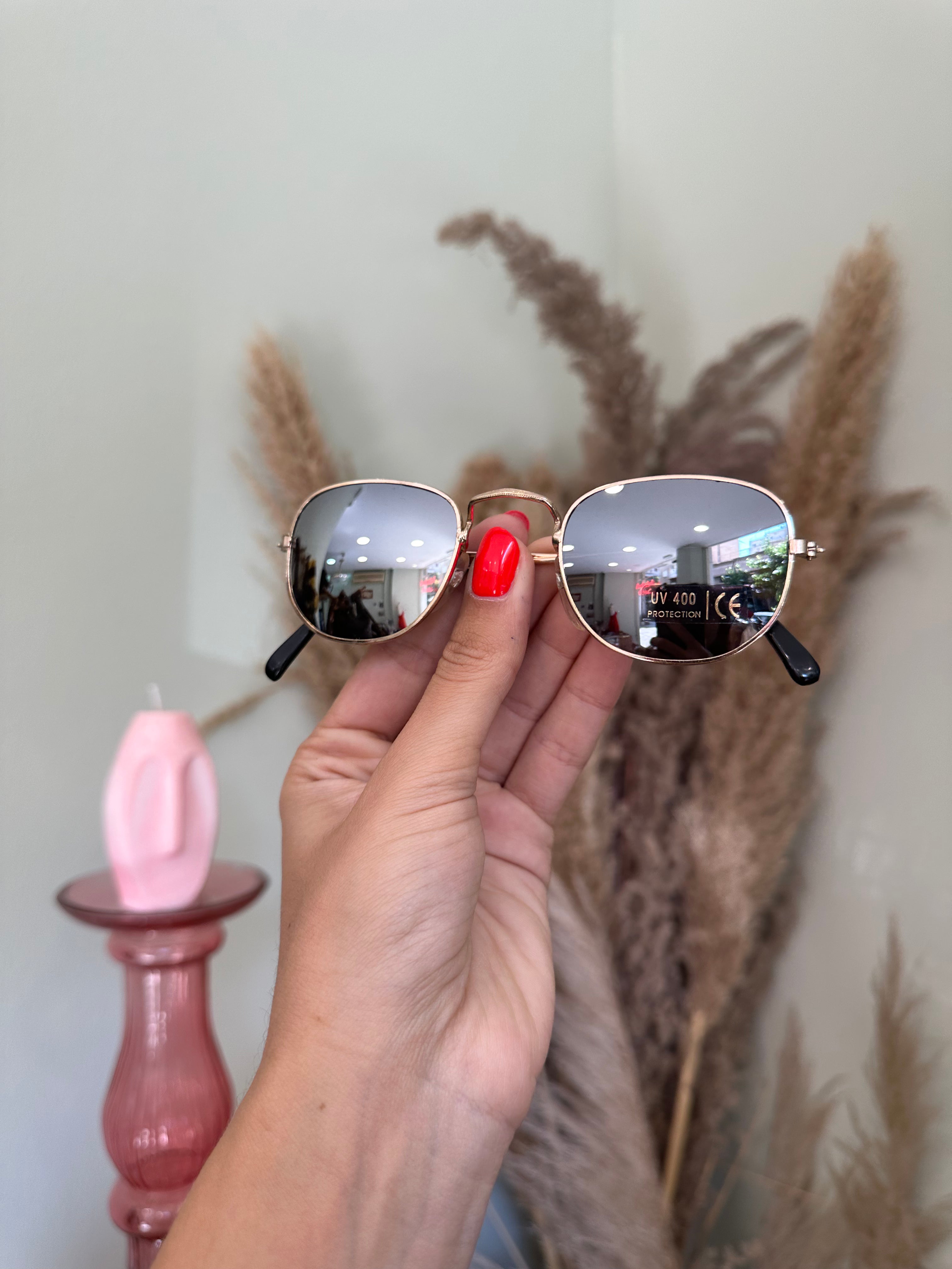 Dead stock mirror sunglasses